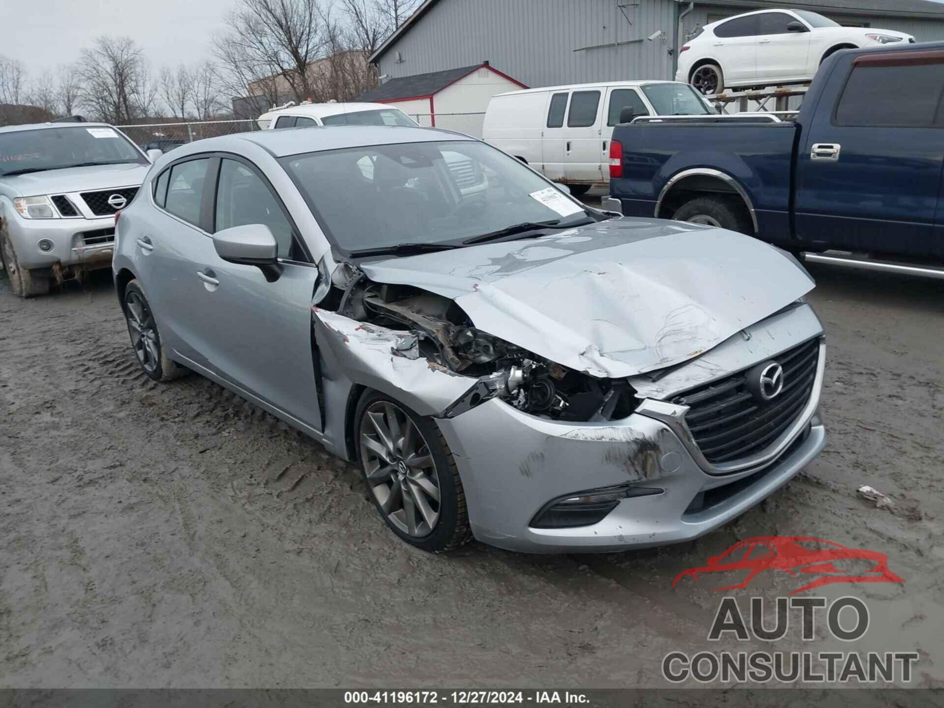 MAZDA MAZDA3 2018 - 3MZBN1L35JM202866