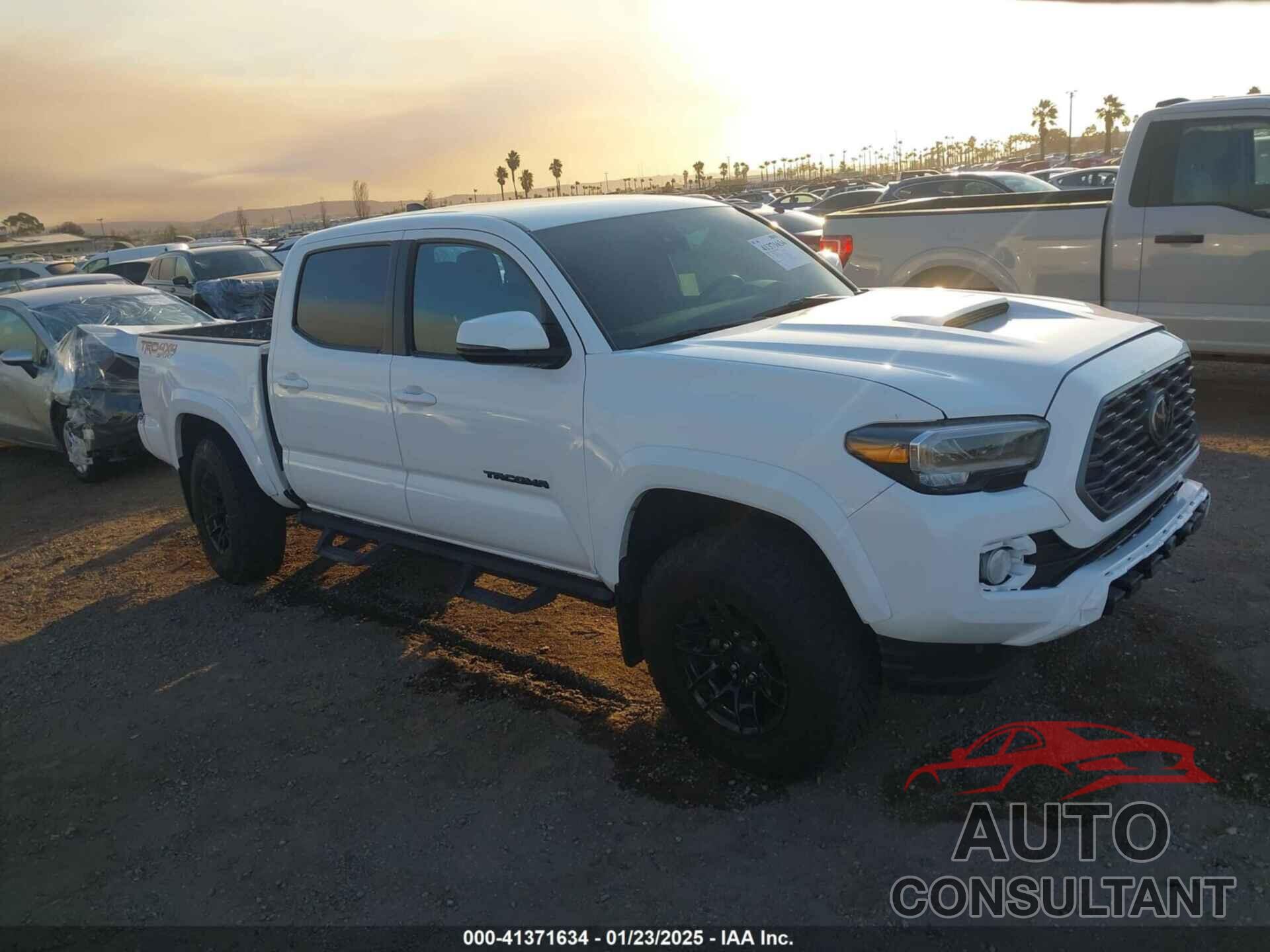 TOYOTA TACOMA 2023 - 3TMCZ5AN8PM647845