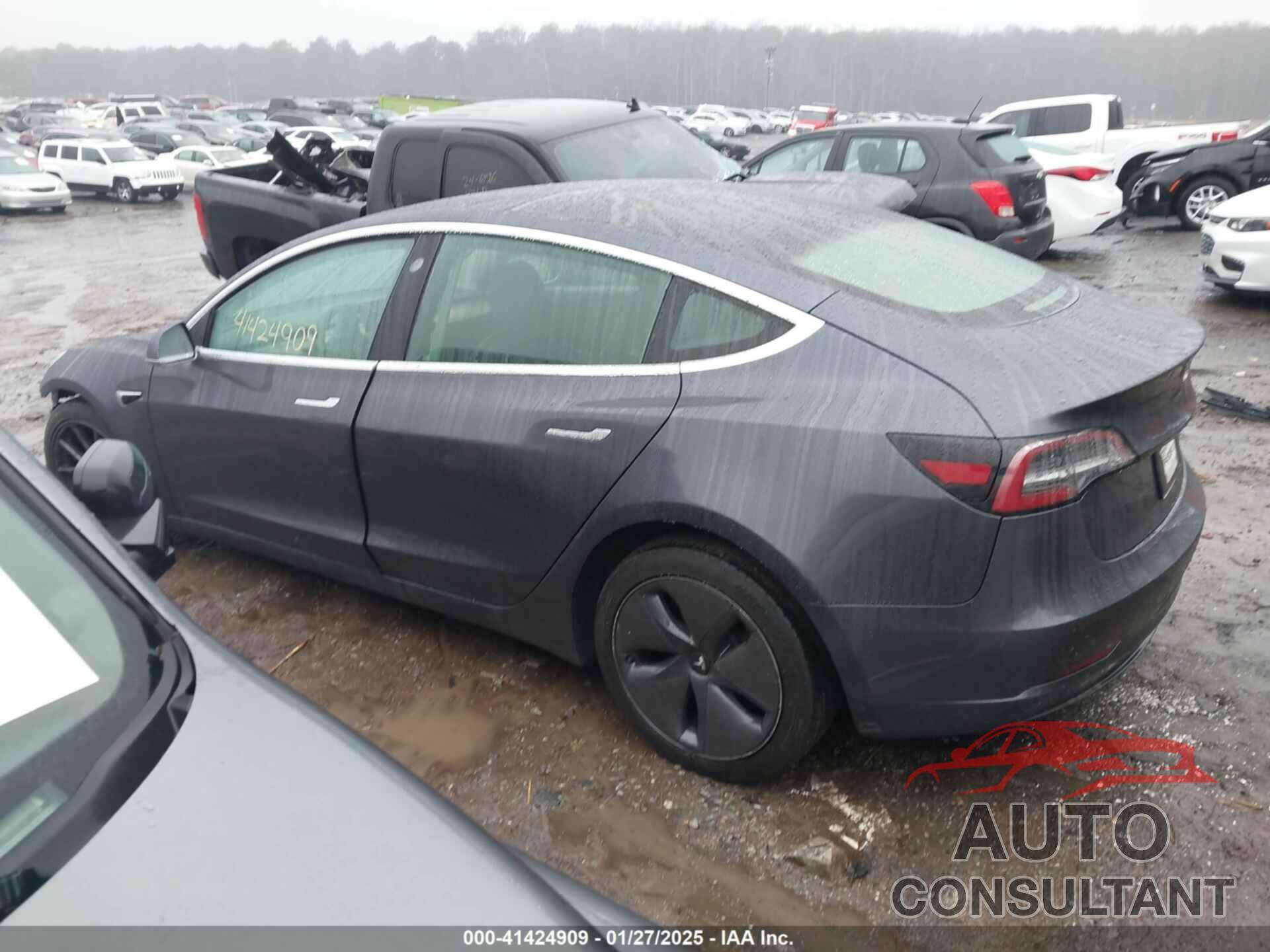 TESLA MODEL 3 2020 - 5YJ3E1EBXLF770064