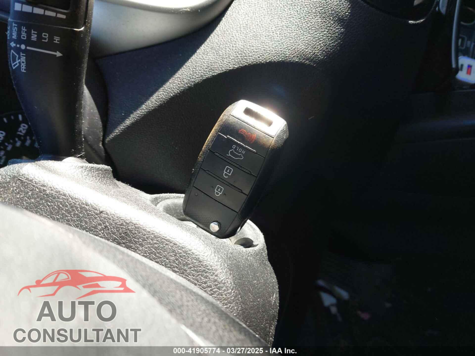 KIA SORENTO 2018 - 5XYPG4A36JG406449
