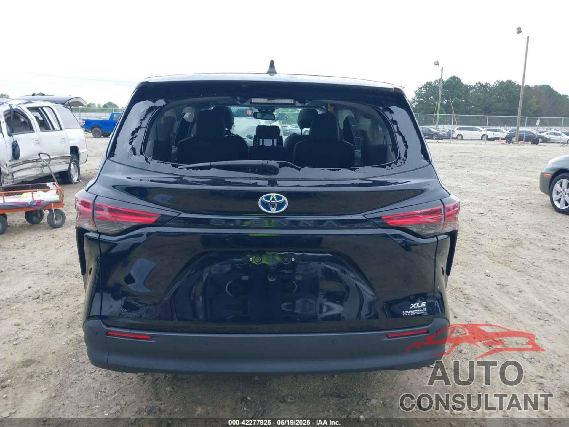TOYOTA SIENNA 2022 - 5TDYRKEC3NS126025