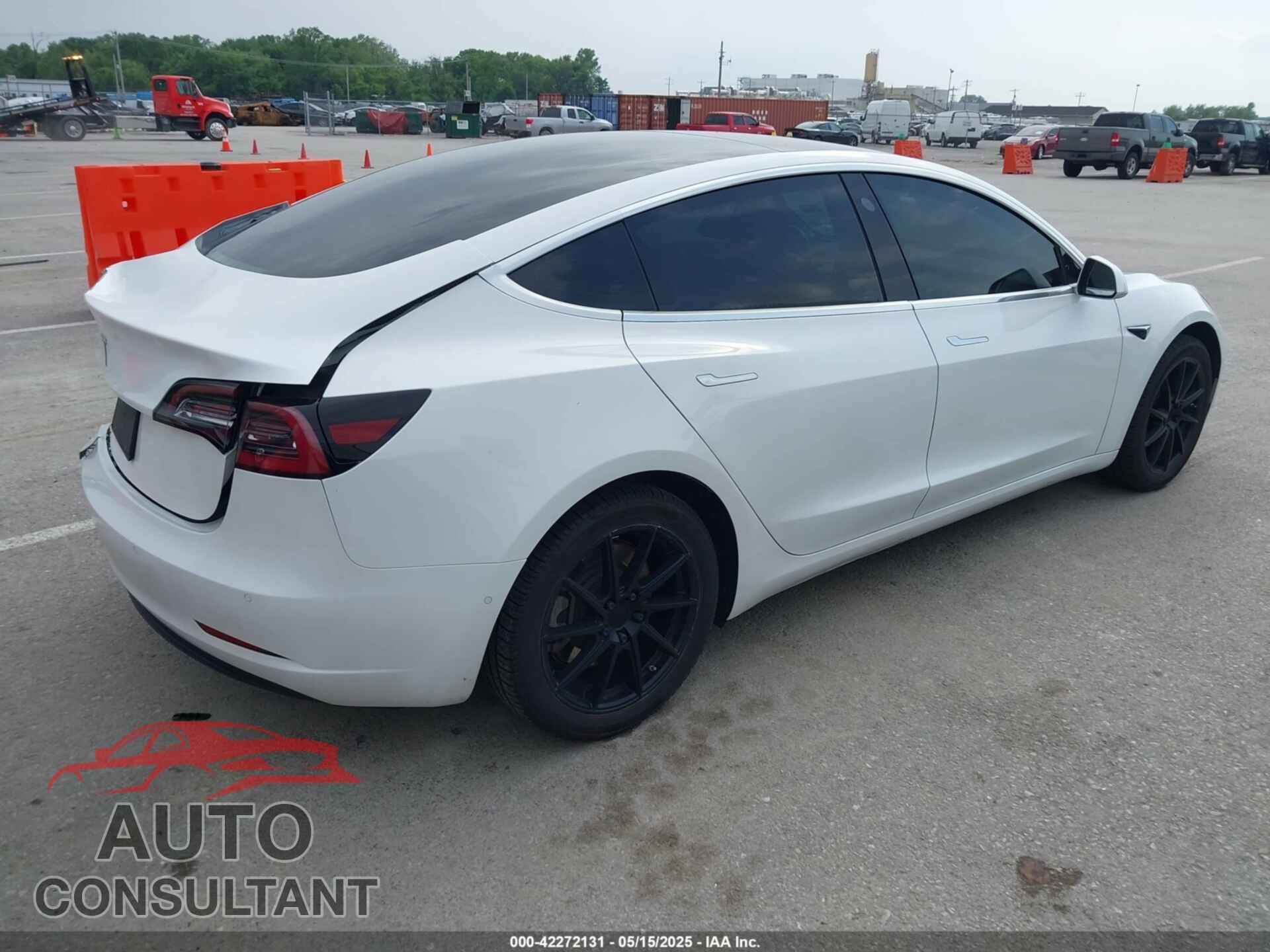 TESLA MODEL 3 2019 - 5YJ3E1EA0KF326701