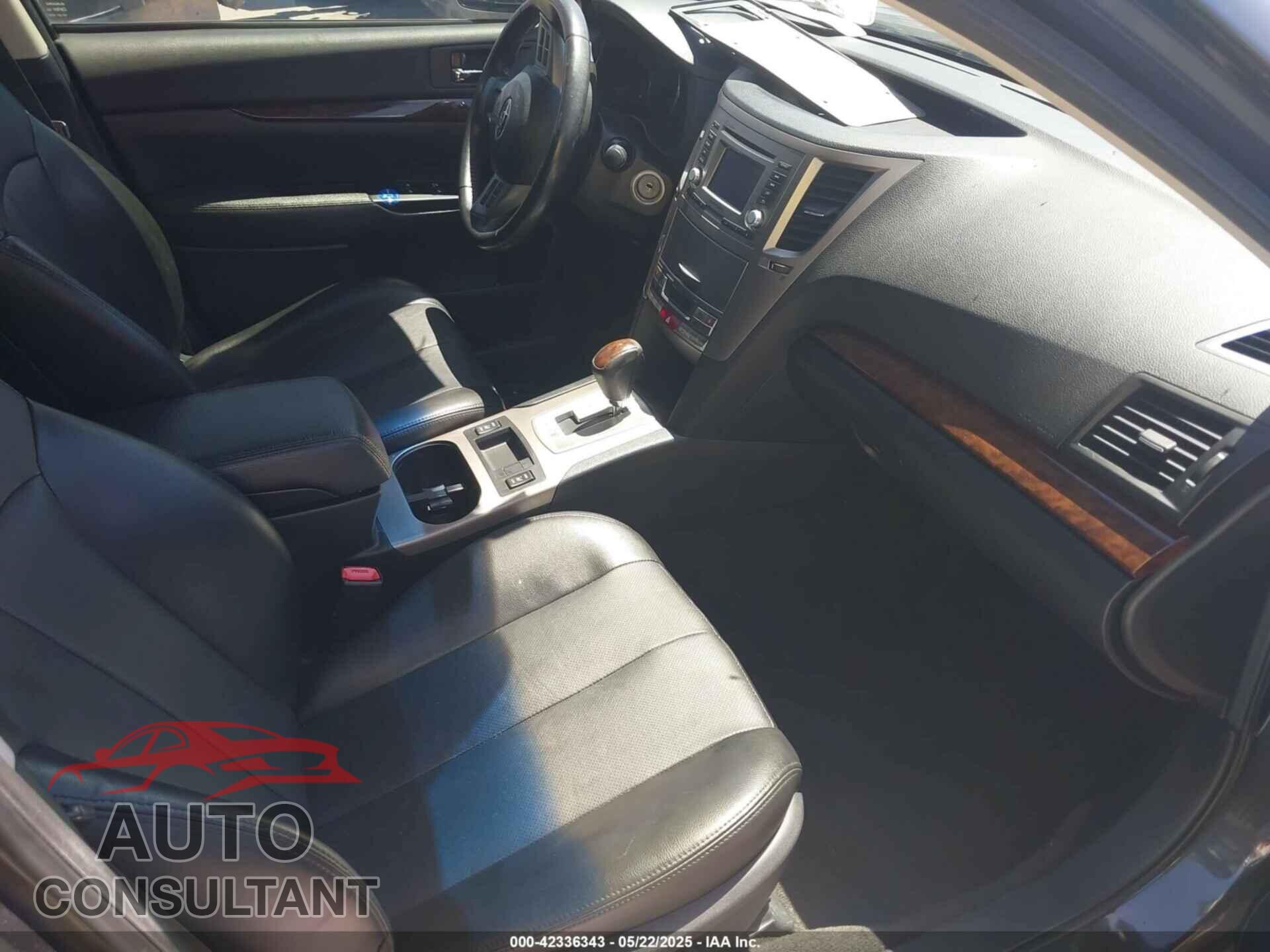 SUBARU LEGACY 2013 - 4S3BMDK67D2014896
