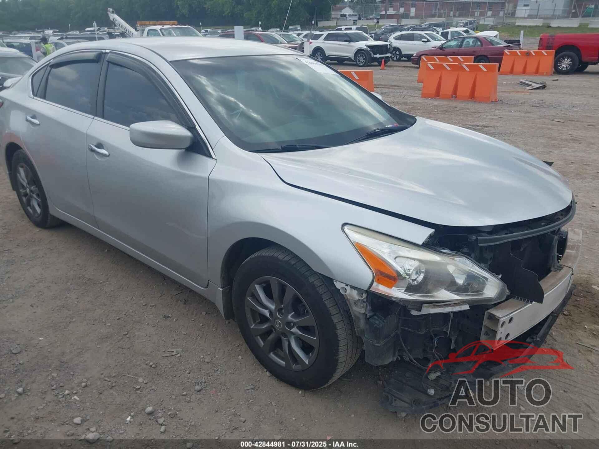 NISSAN ALTIMA 2015 - 1N4AL3AP7FC244704