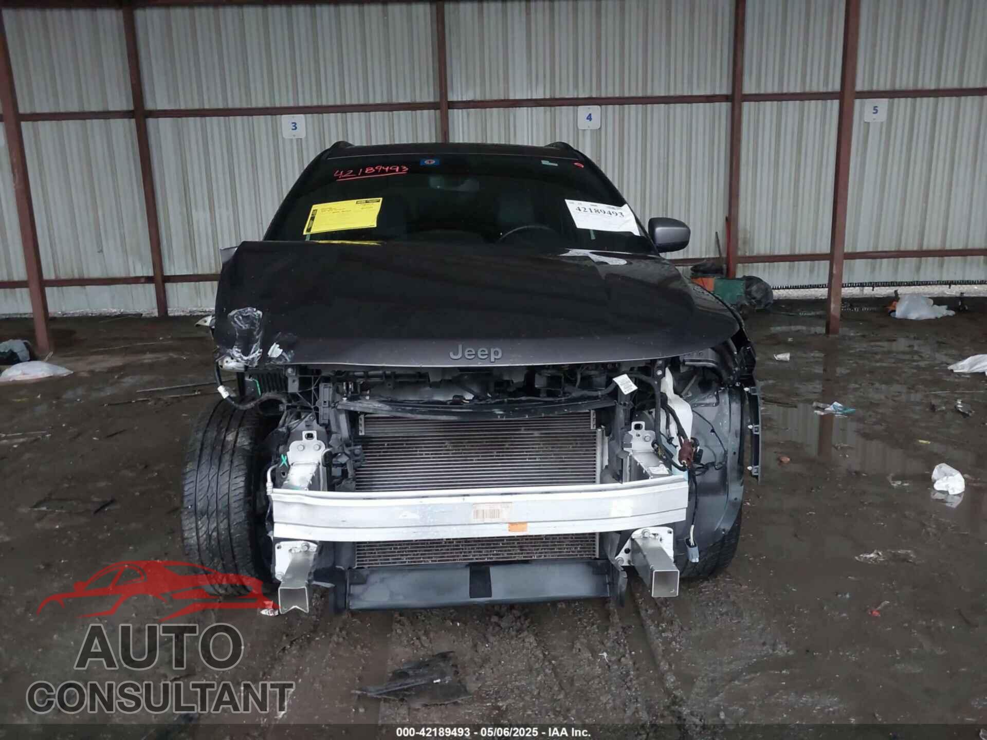 JEEP COMPASS 2021 - 3C4NJCEB6MT577171