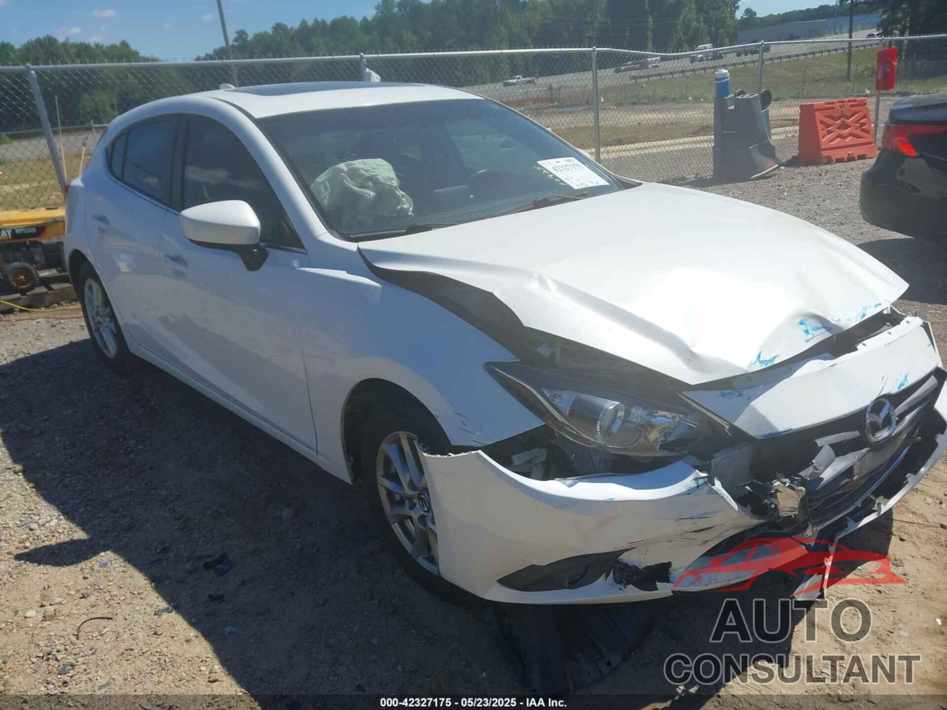 MAZDA MAZDA3 2015 - 3MZBM1M71FM174902