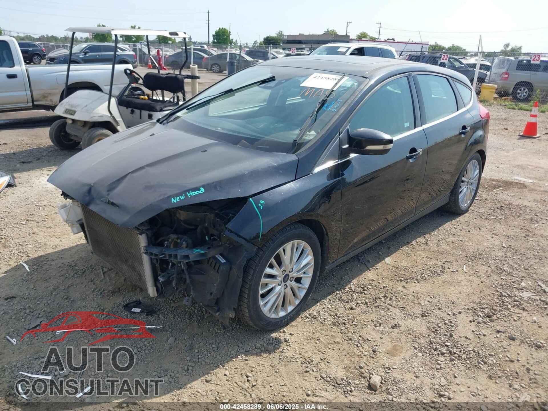 FORD FOCUS 2017 - 1FADP3N29HL319759