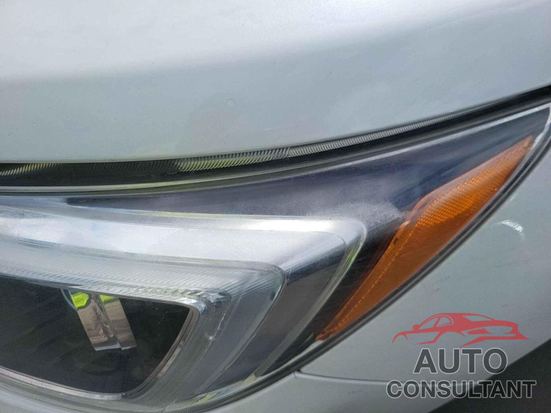 SUBARU LEGACY 2017 - 4S3BNAF63H3058111