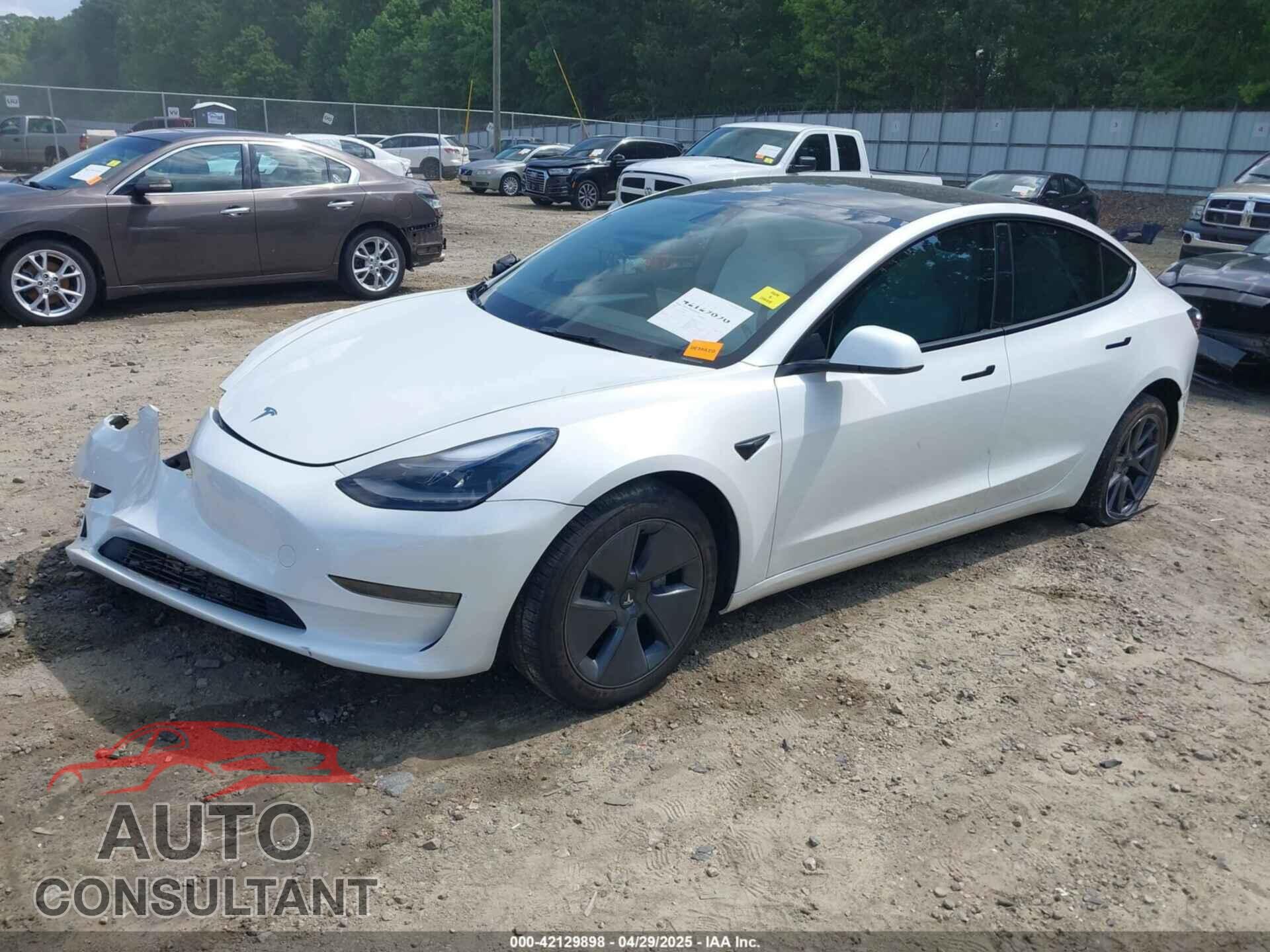 TESLA MODEL 3 2023 - 5YJ3E1EA8PF690033