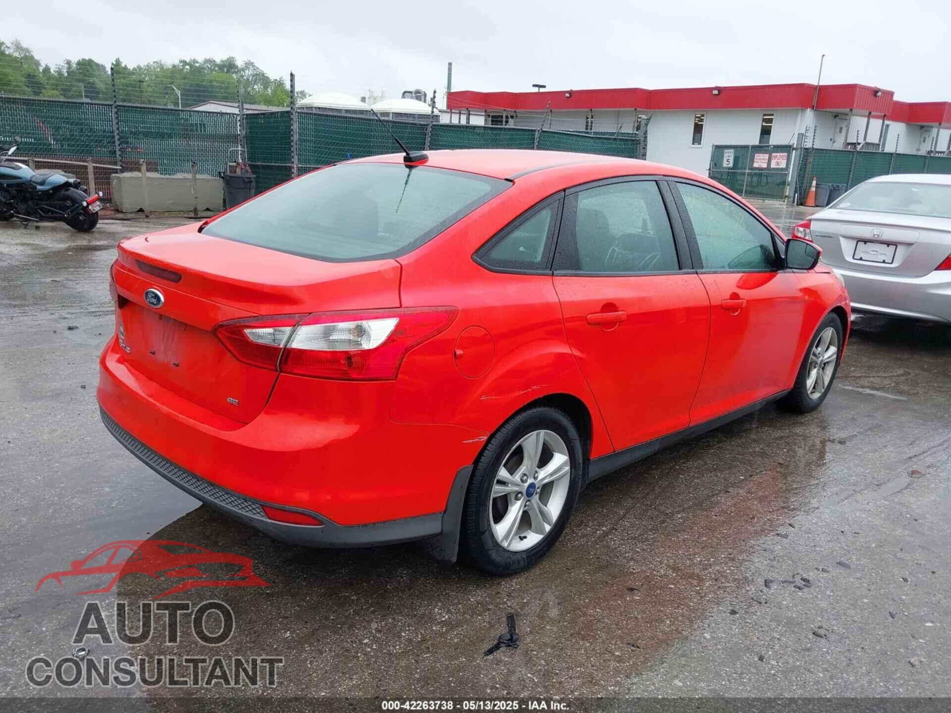 FORD FOCUS 2014 - 1FADP3F22EL128307