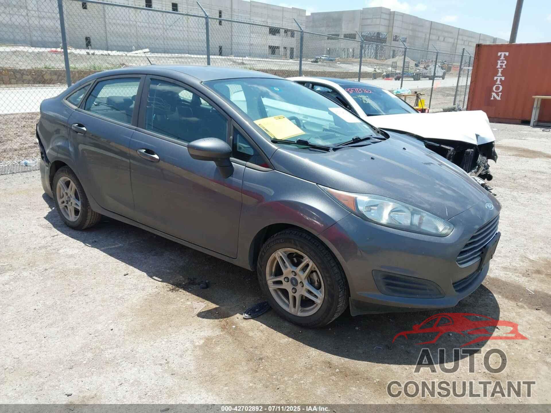 FORD FIESTA 2018 - 3FADP4BJ1JM100719