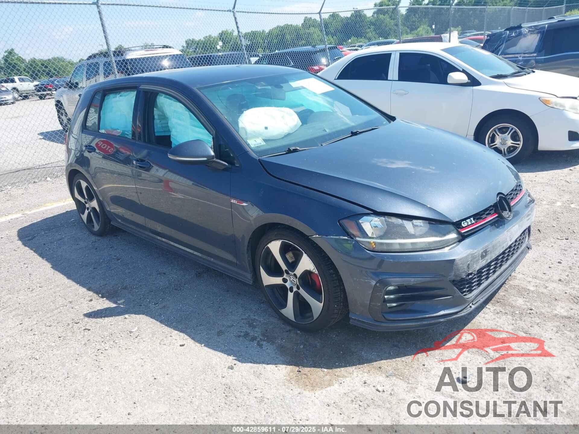 VOLKSWAGEN GOLF GTI 2018 - 3VW547AU1JM290507
