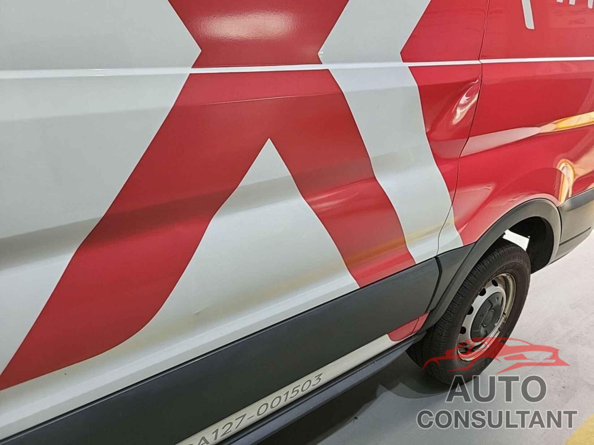 FORD TRANSIT 2015 - 1FTNR1ZM6FKA55184