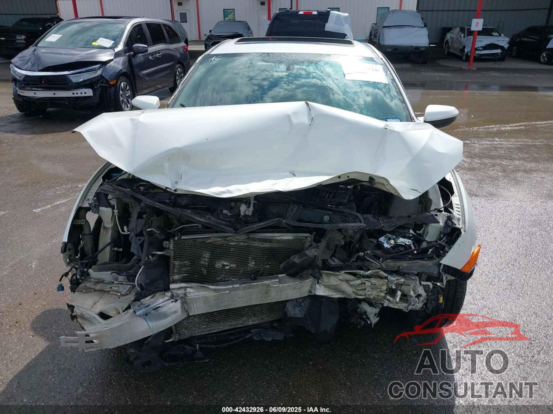 HONDA CIVIC 2017 - 19XFC2F71HE040723