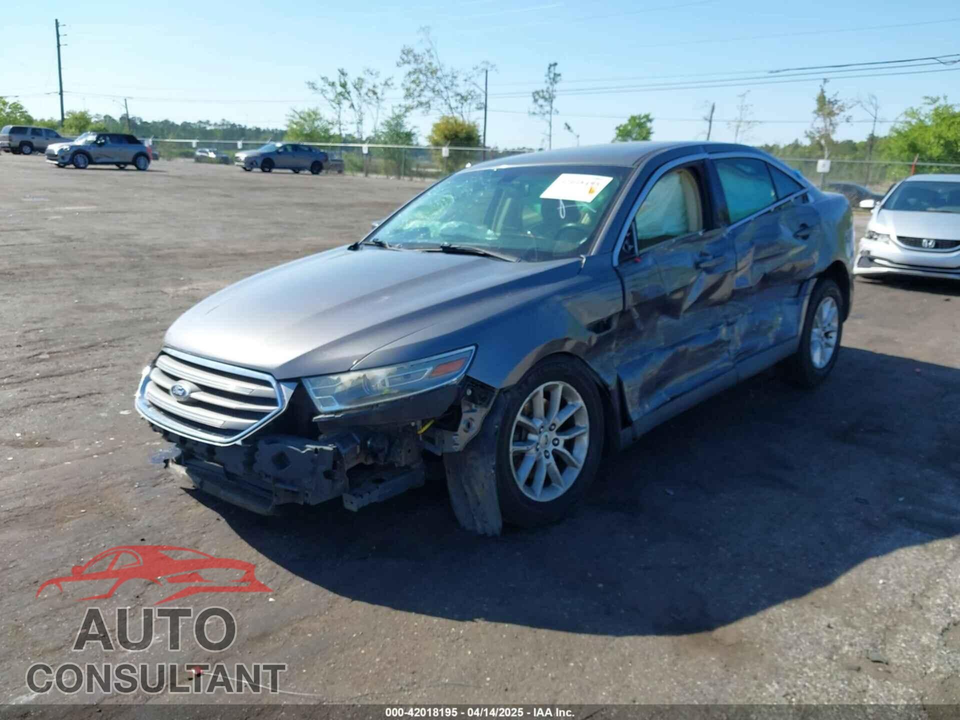 FORD TAURUS 2013 - 1FAHP2D82DG152360