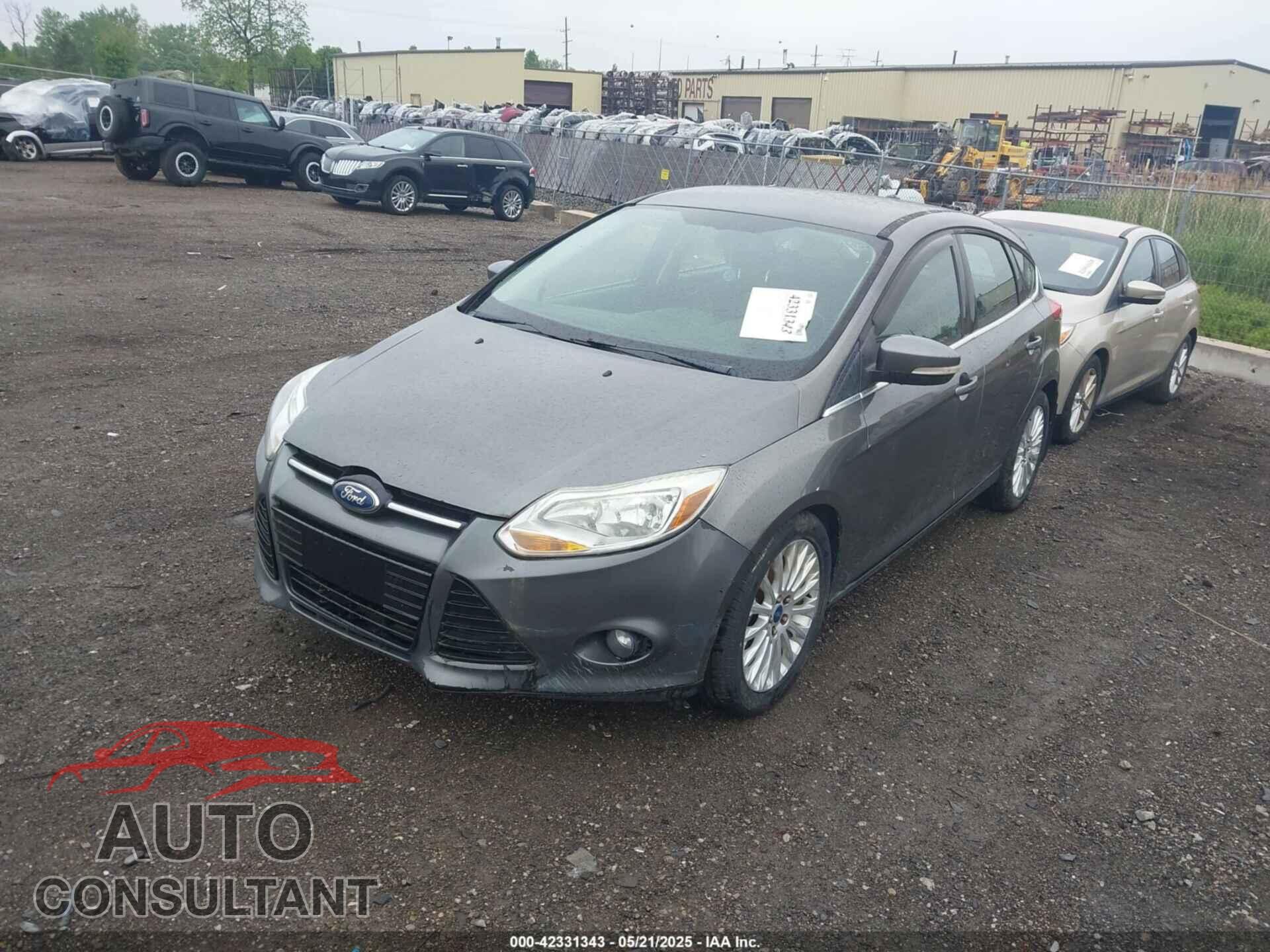 FORD FOCUS 2012 - 1FAHP3N26CL443028