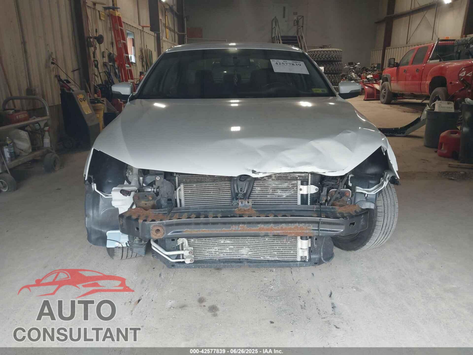 VOLKSWAGEN JETTA 2017 - 3VWB67AJ1HM399403