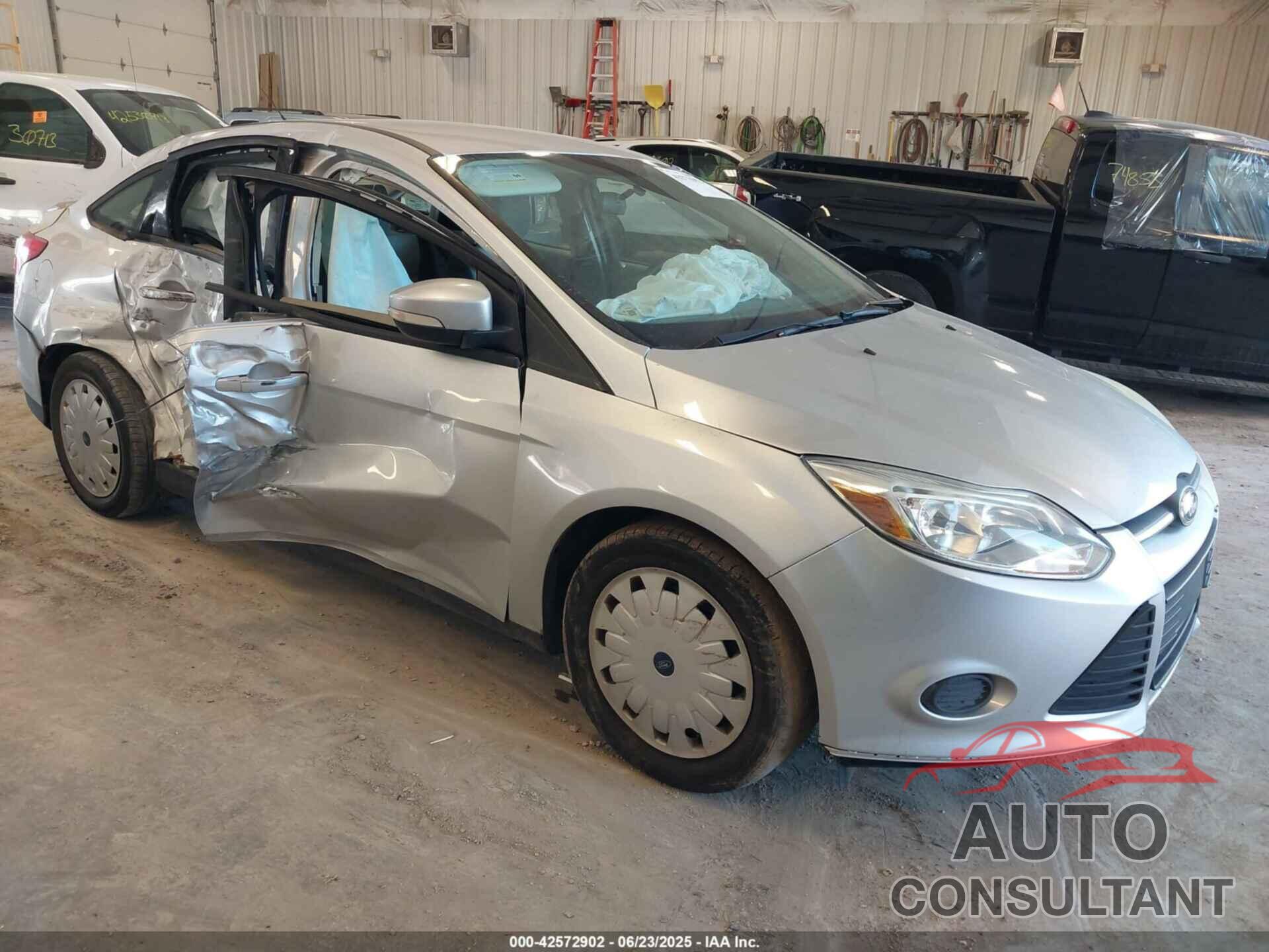 FORD FOCUS 2014 - 1FADP3F22EL376296