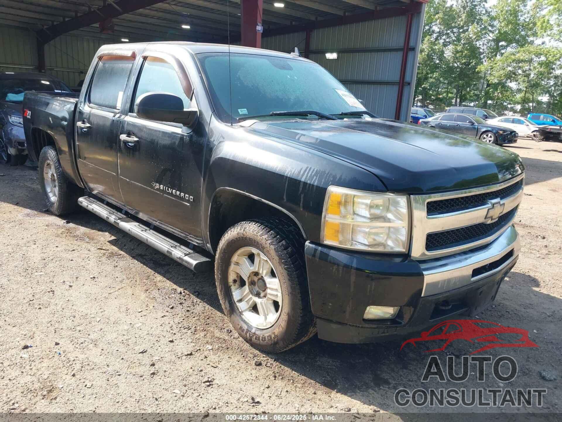 CHEVROLET SILVERADO 1500 2011 - 3GCPKSE36BG255726