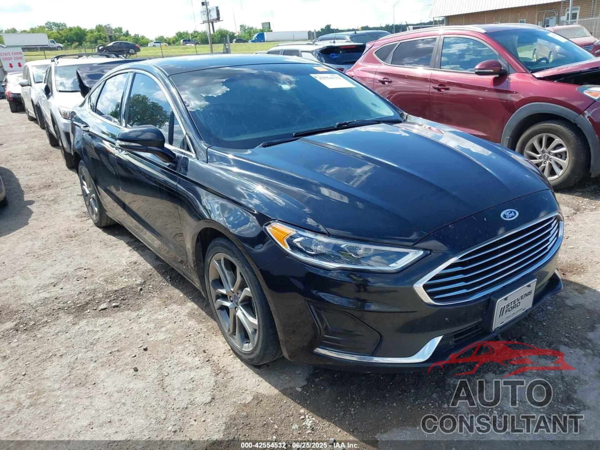 FORD FUSION 2019 - 3FA6P0CD4KR270877