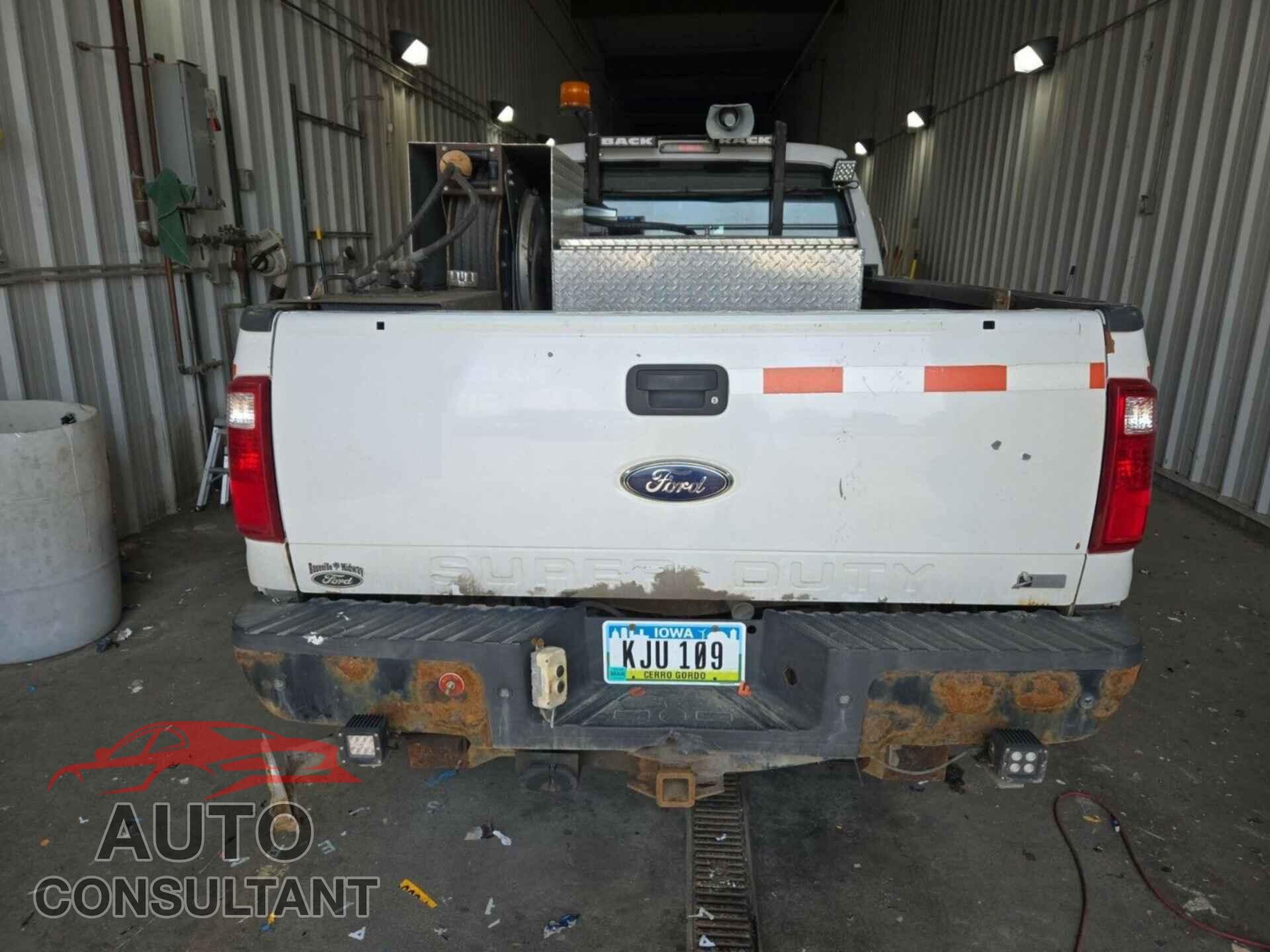 FORD F-350 2011 - 1FT8W3B65BEB77458