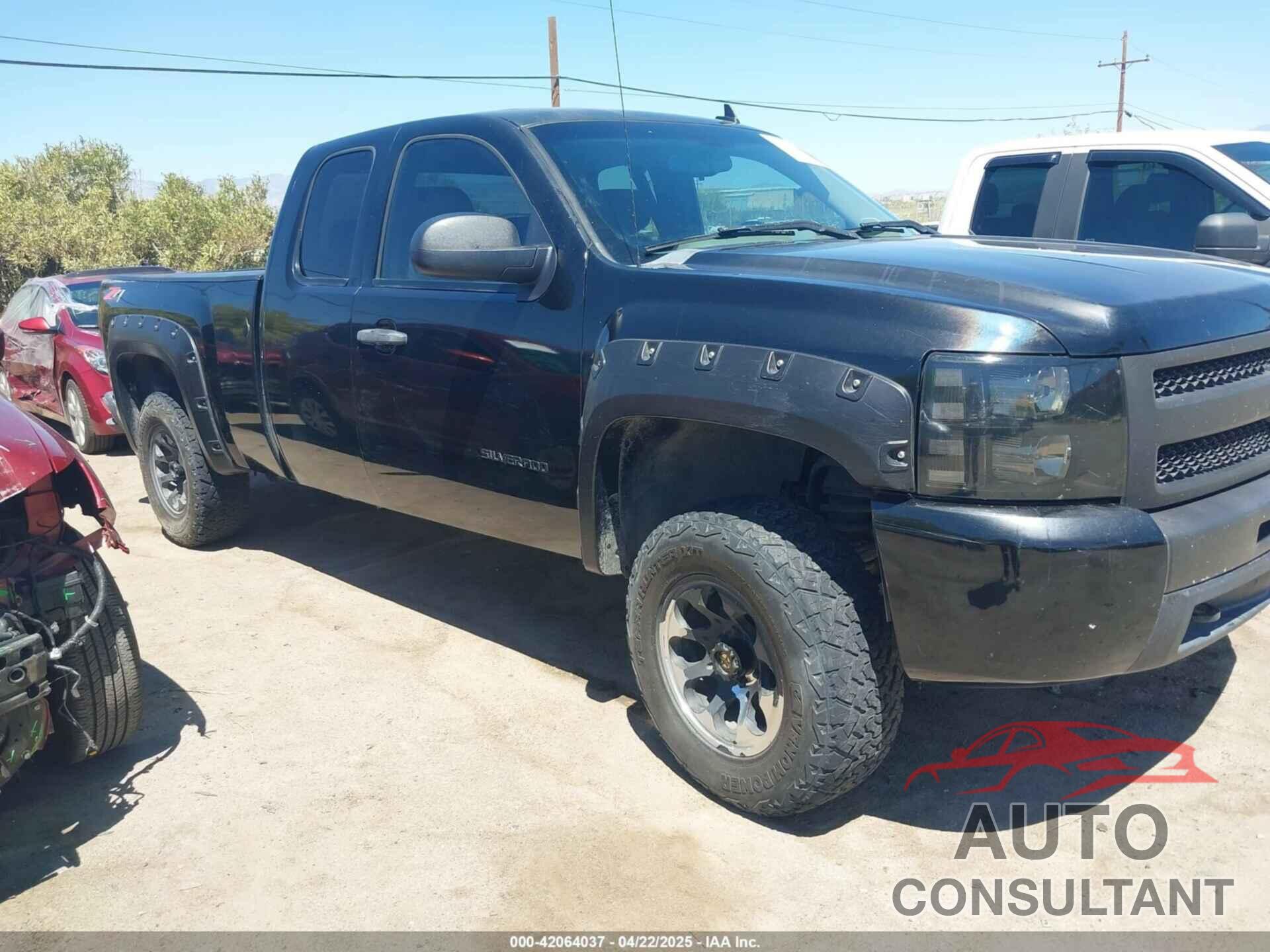 CHEVROLET SILVERADO 1500 2011 - 1GCRKREA4BZ313722
