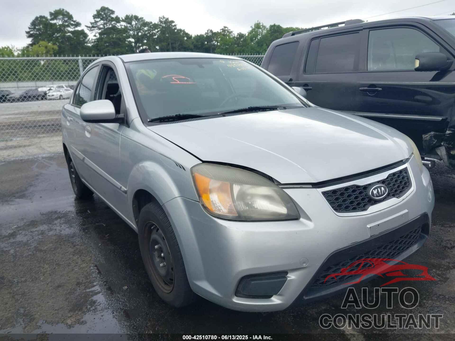KIA RIO 2011 - KNADH4A35B6930239