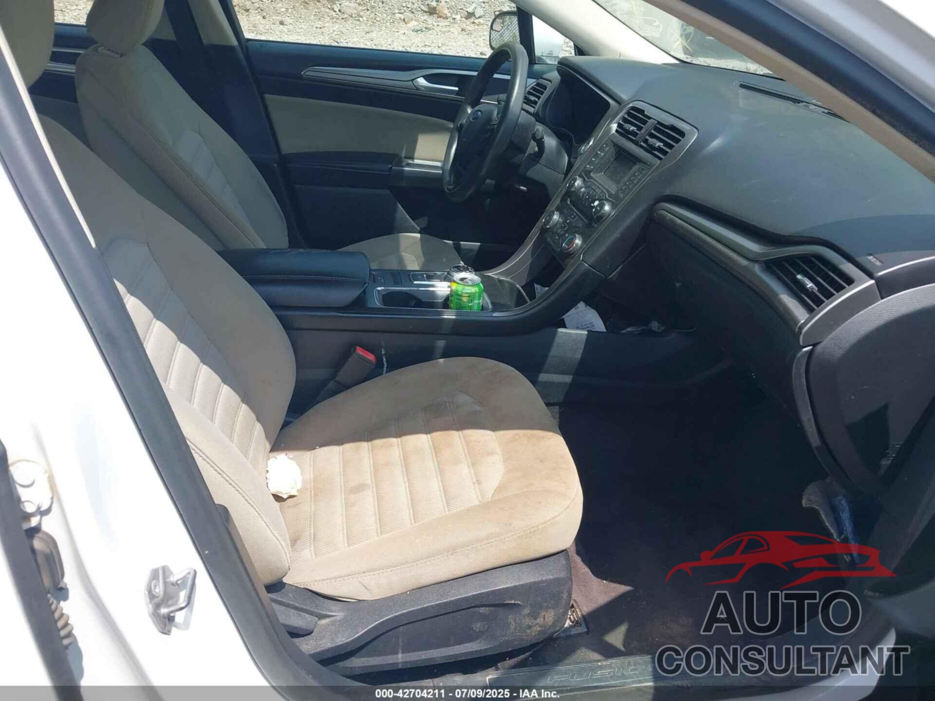 FORD FUSION 2017 - 3FA6P0G71HR327906