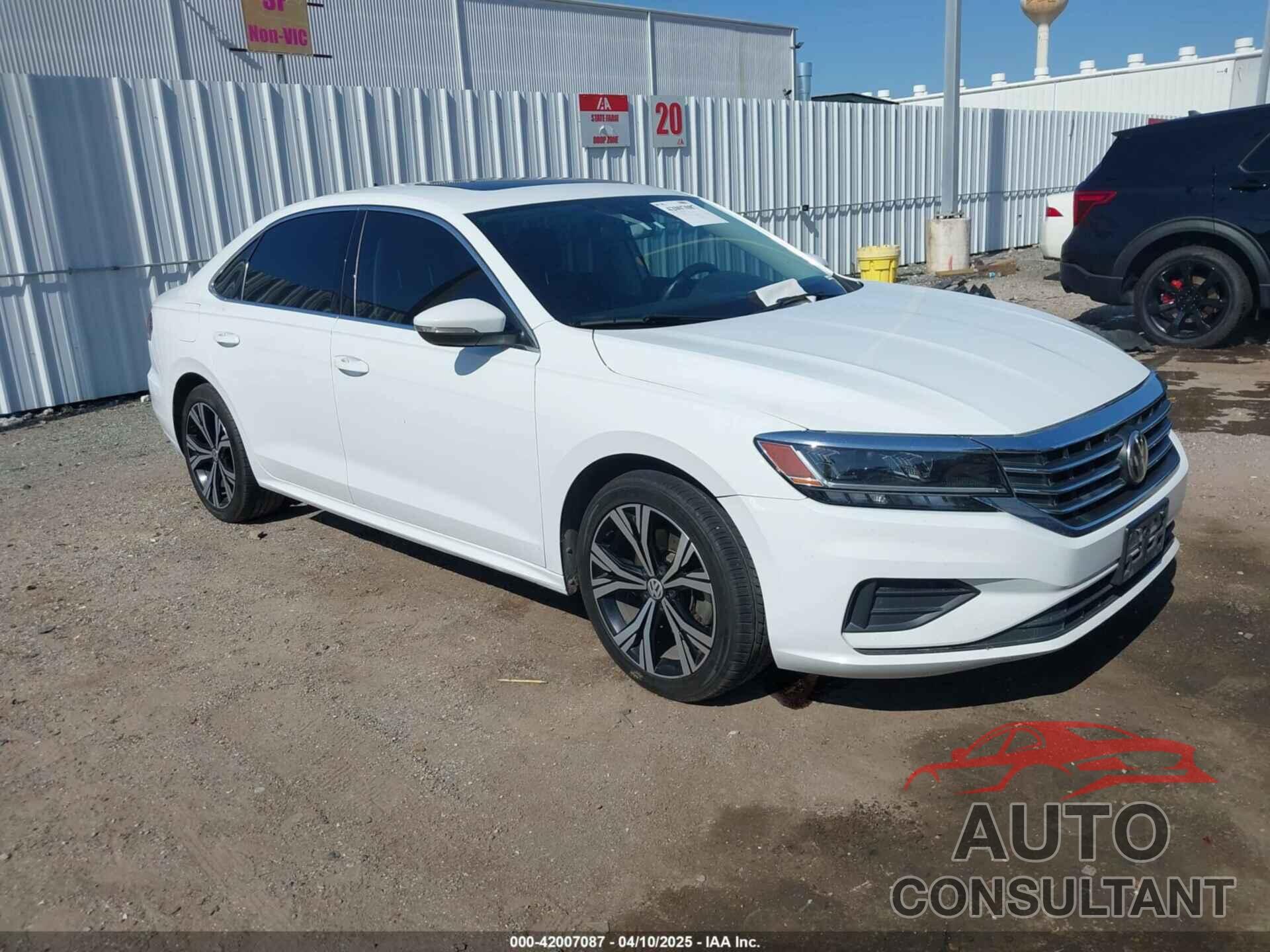 VOLKSWAGEN PASSAT 2021 - 1VWSA7A30MC000802