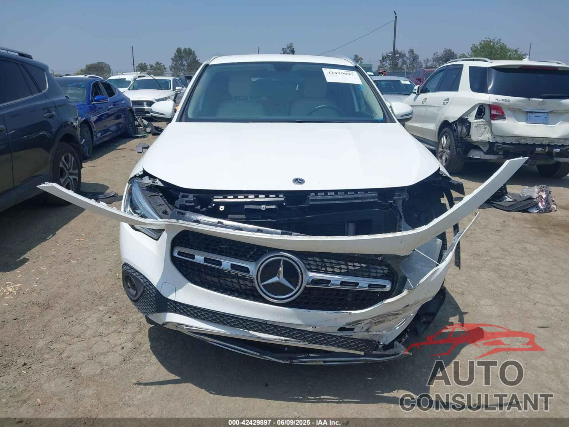MERCEDES-BENZ GLA 250 2023 - W1N4N4GB2PJ462073