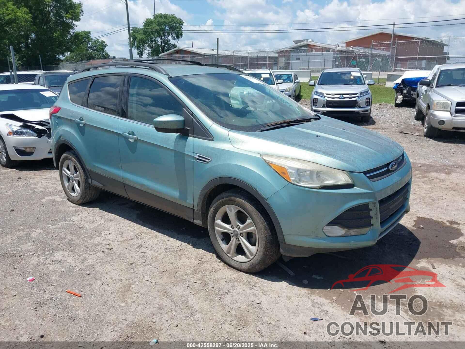 FORD ESCAPE 2013 - 1FMCU0GX0DUA90717