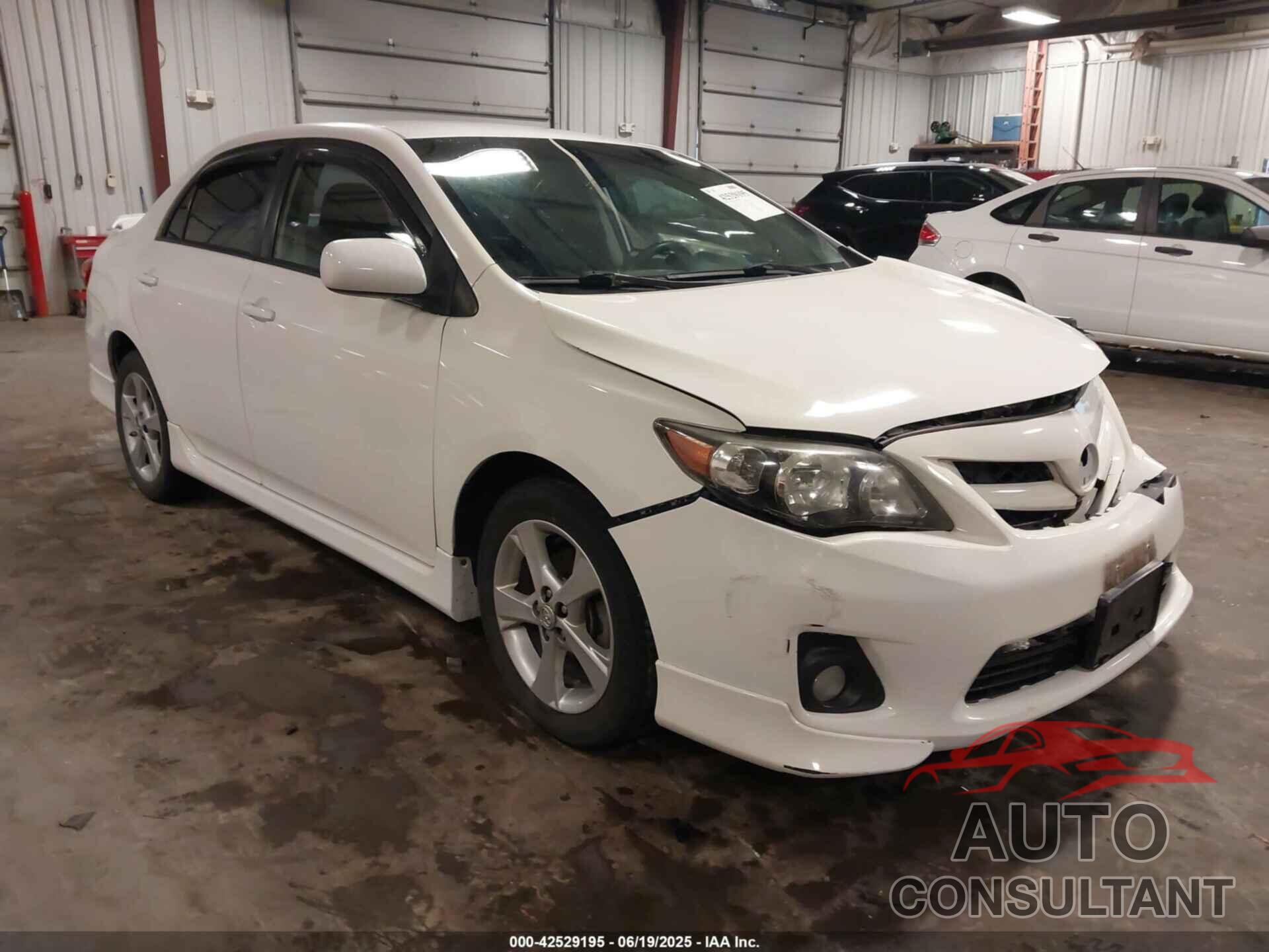 TOYOTA COROLLA 2011 - 2T1BU4EE3BC747108