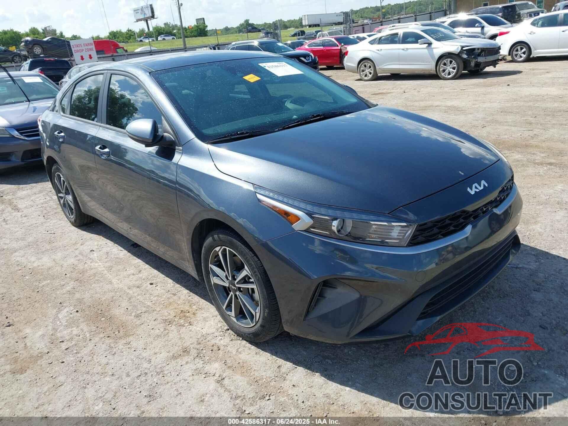 KIA FORTE 2023 - 3KPF24ADXPE548957