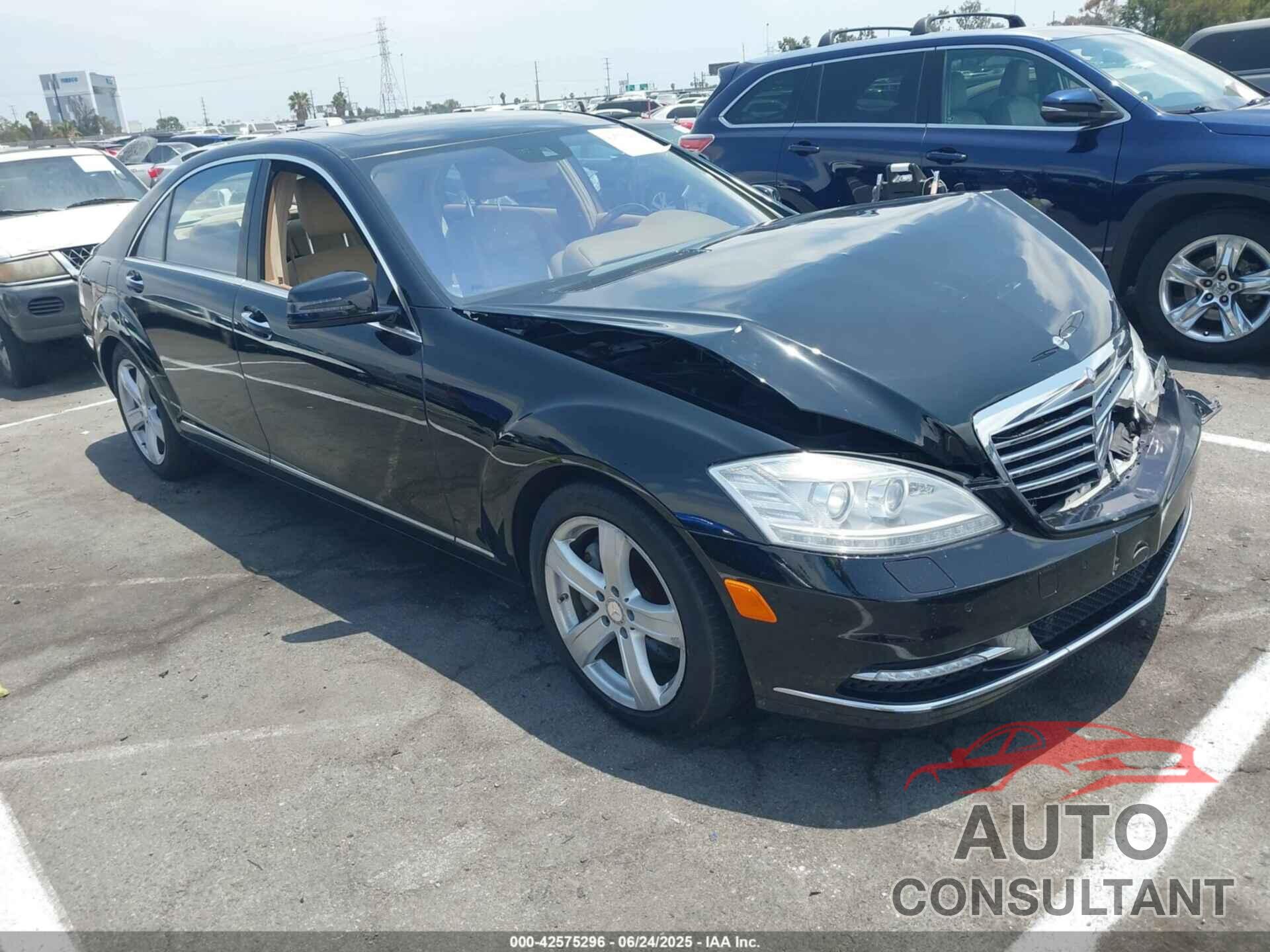 MERCEDES-BENZ S 550 2010 - WDDNG8GB1AA341402