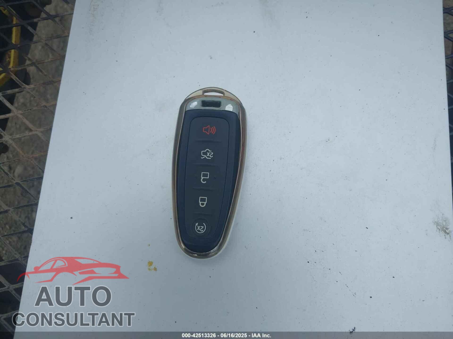 FORD TAURUS 2015 - 1FAHP2E86FG150273