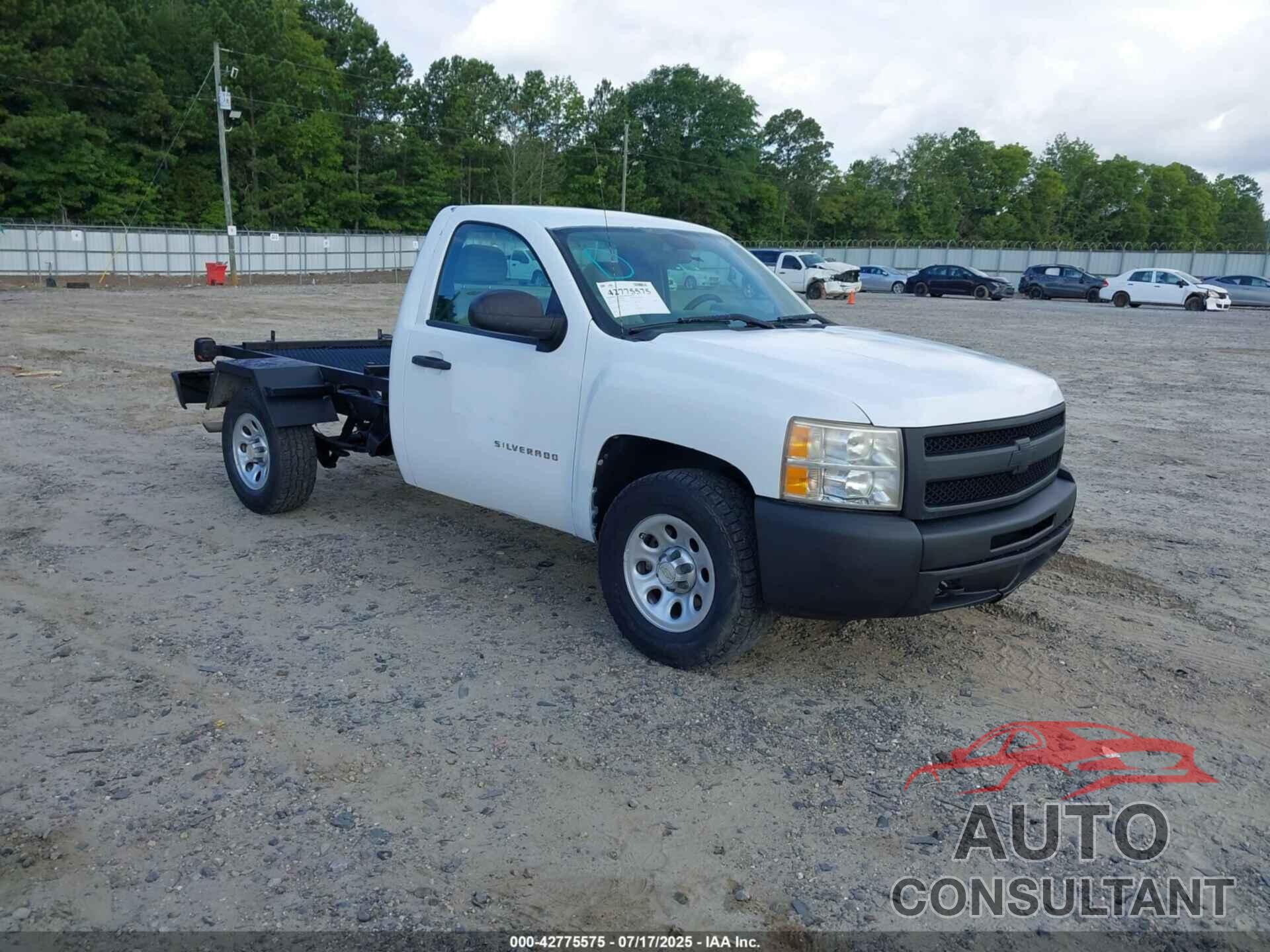 CHEVROLET SILVERADO 1500 2012 - 1GCNKPE00CZ215010