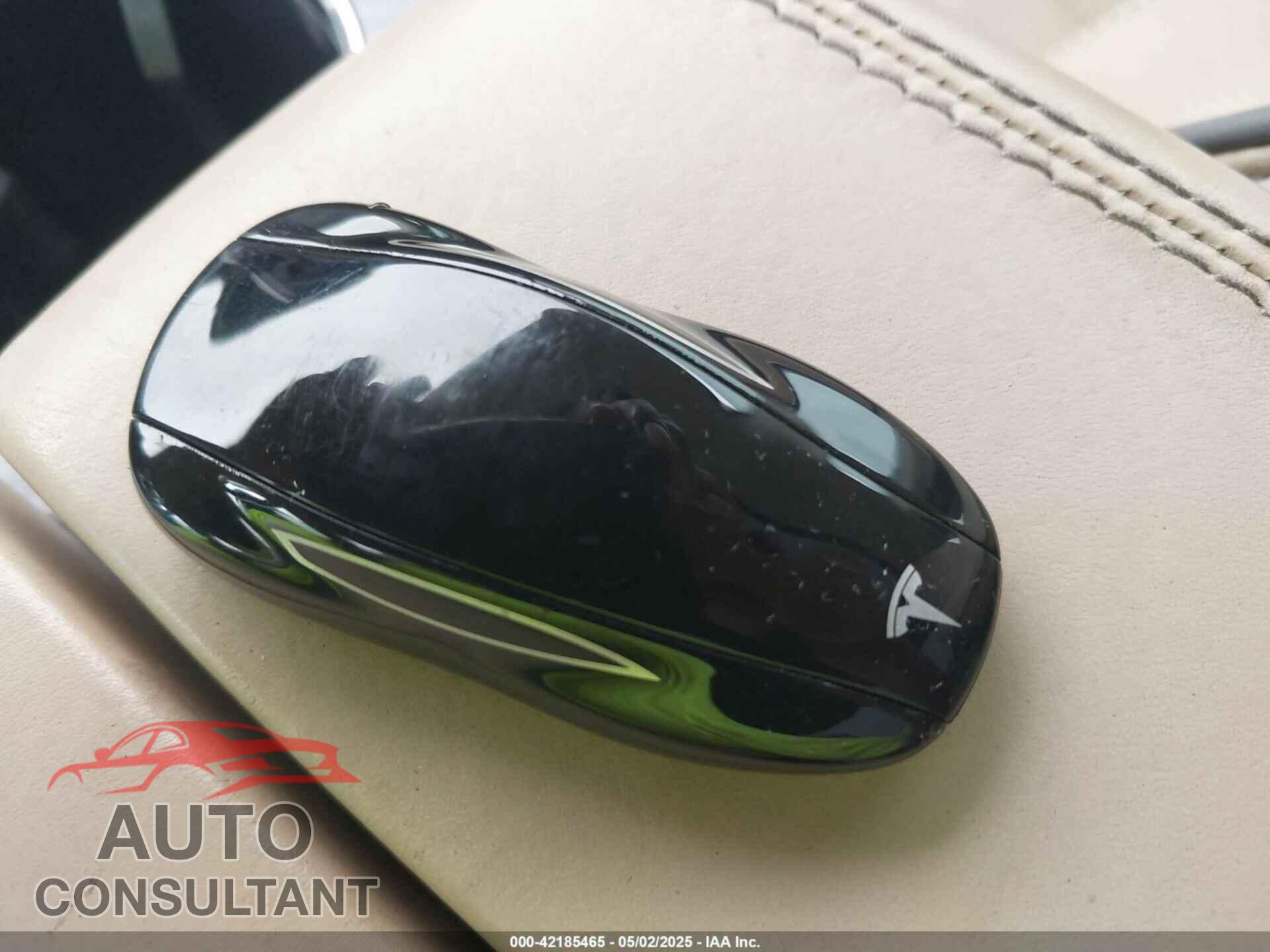 TESLA MODEL S 2013 - 5YJSA1DP9DFP04076