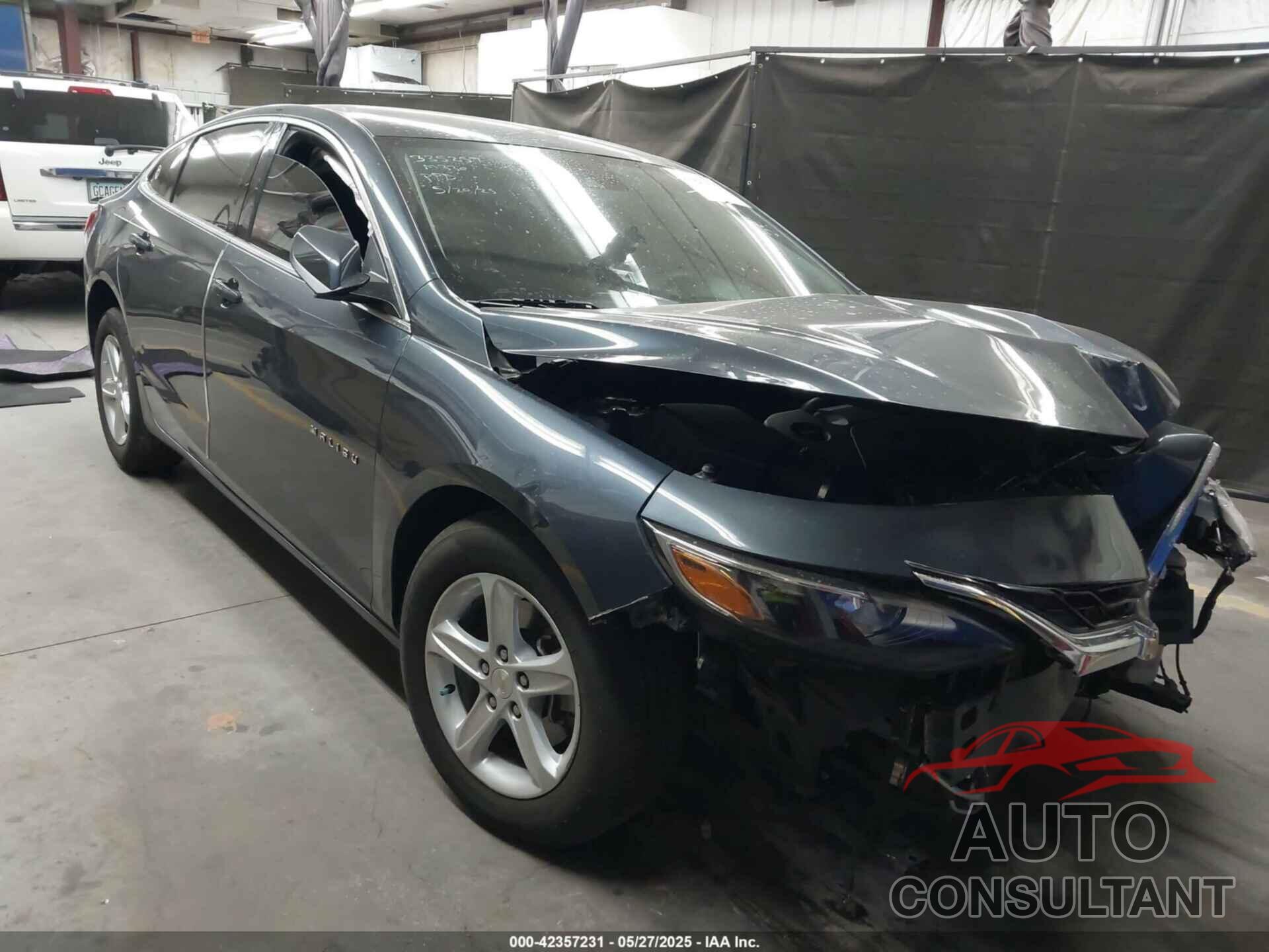 CHEVROLET MALIBU 2020 - 1G1ZC5ST7LF109293