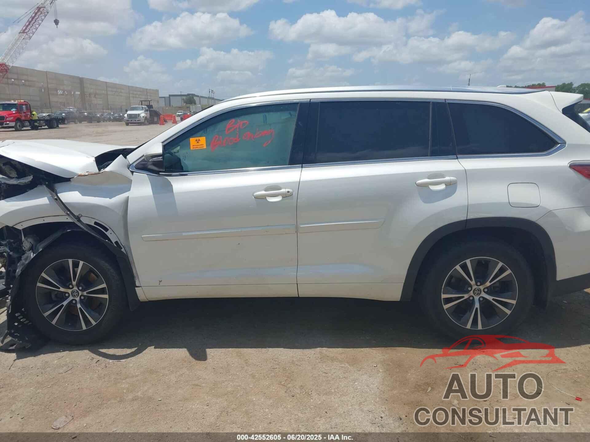 TOYOTA HIGHLANDER 2016 - 5TDKKRFH9GS129284