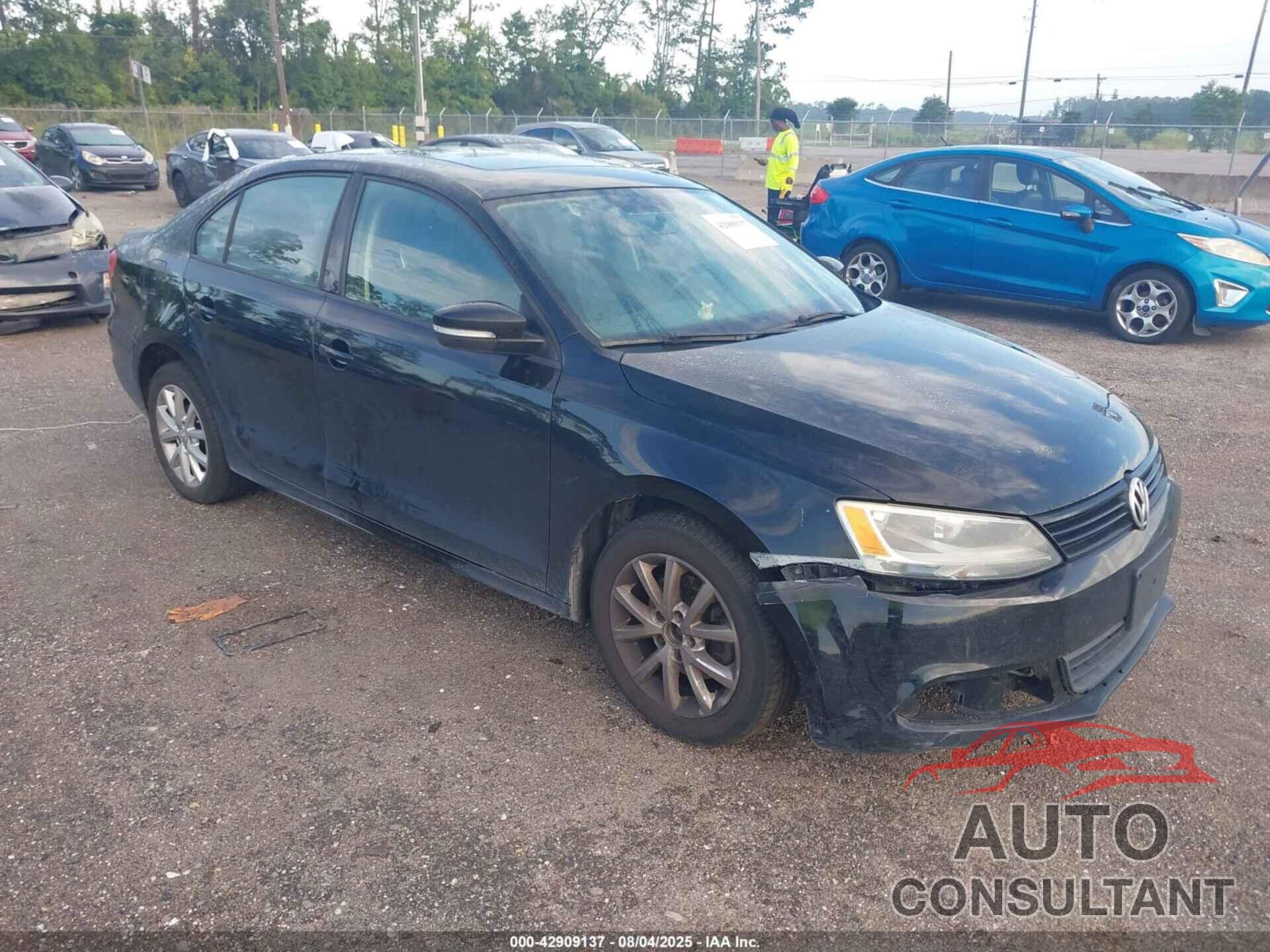 VOLKSWAGEN JETTA 2011 - 3VWDZ7AJ4BM378066