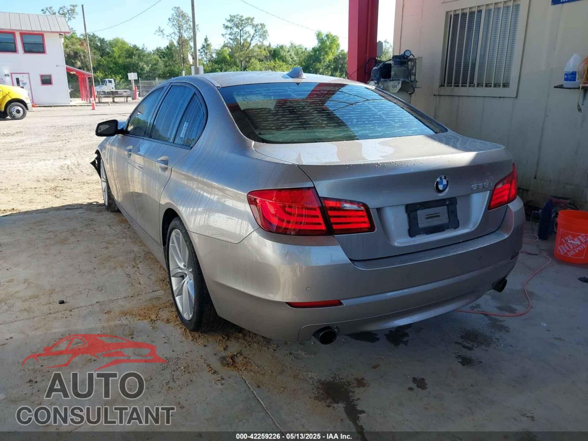 BMW 535 2011 - WBAFR7C56BC800431