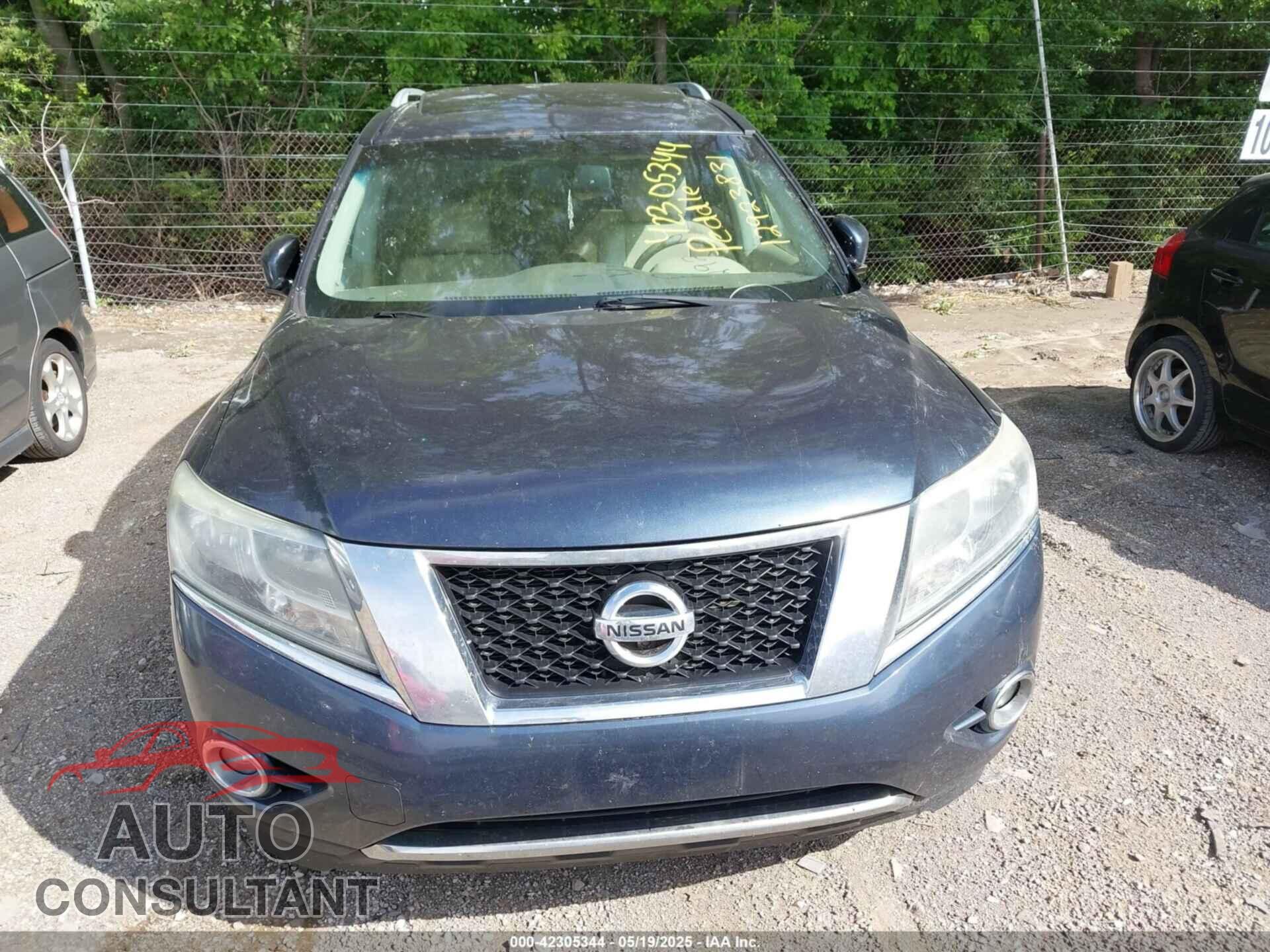 NISSAN PATHFINDER 2013 - 5N1AR2MM8DC655963