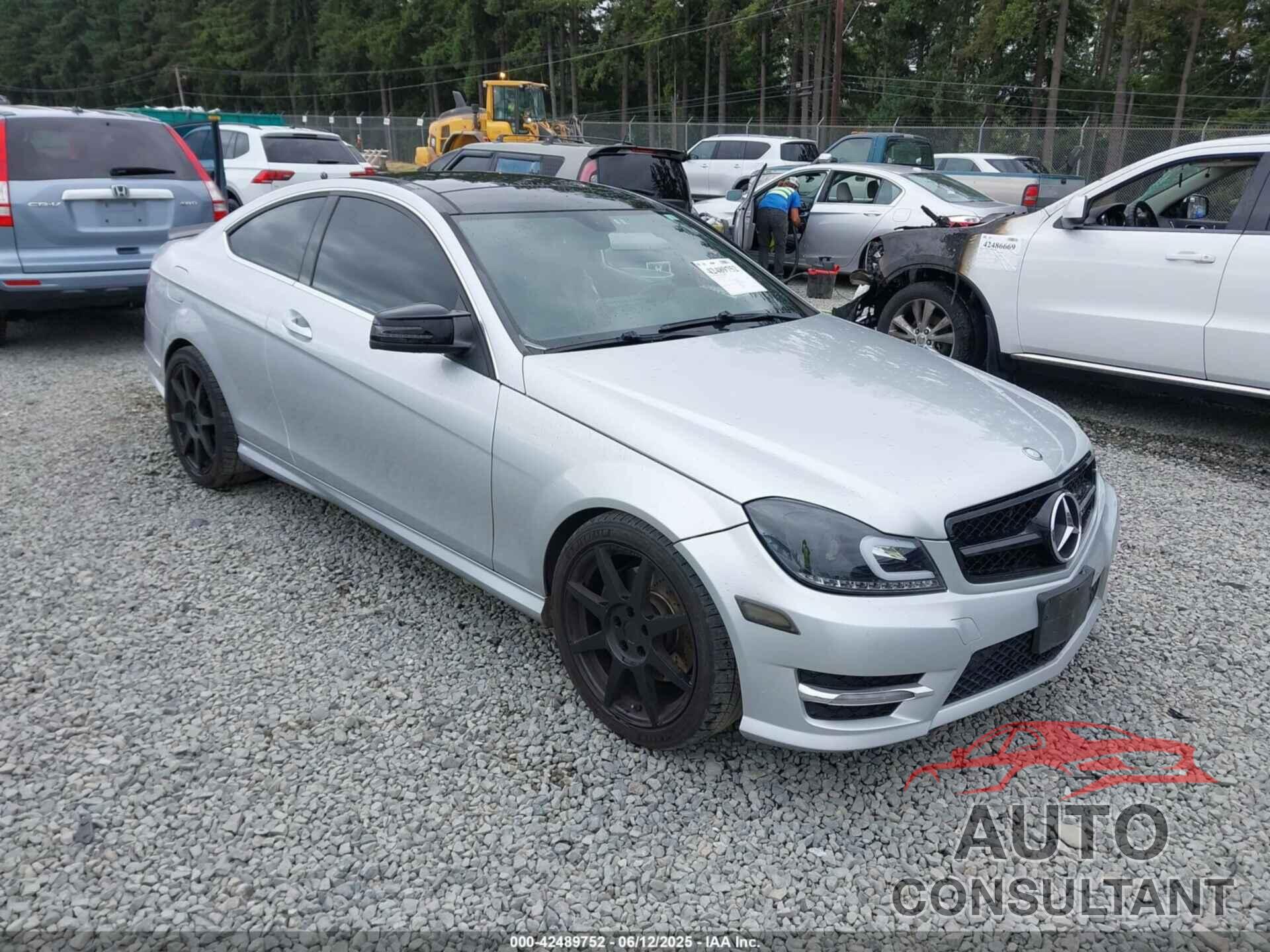 MERCEDES-BENZ C 350 2012 - WDDGJ5HB5CF735711