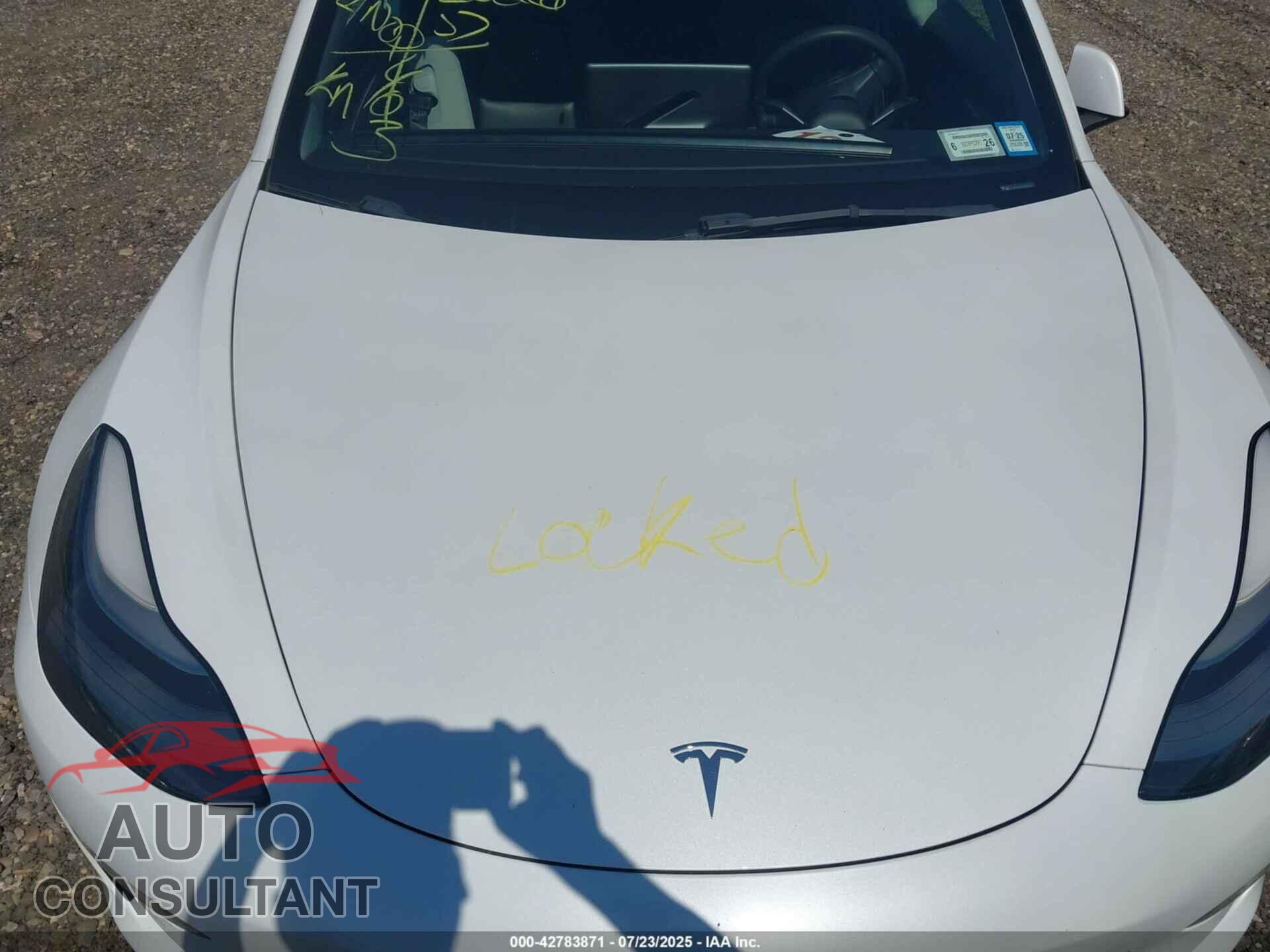 TESLA MODEL 3 2021 - 5YJ3E1EA0MF085614
