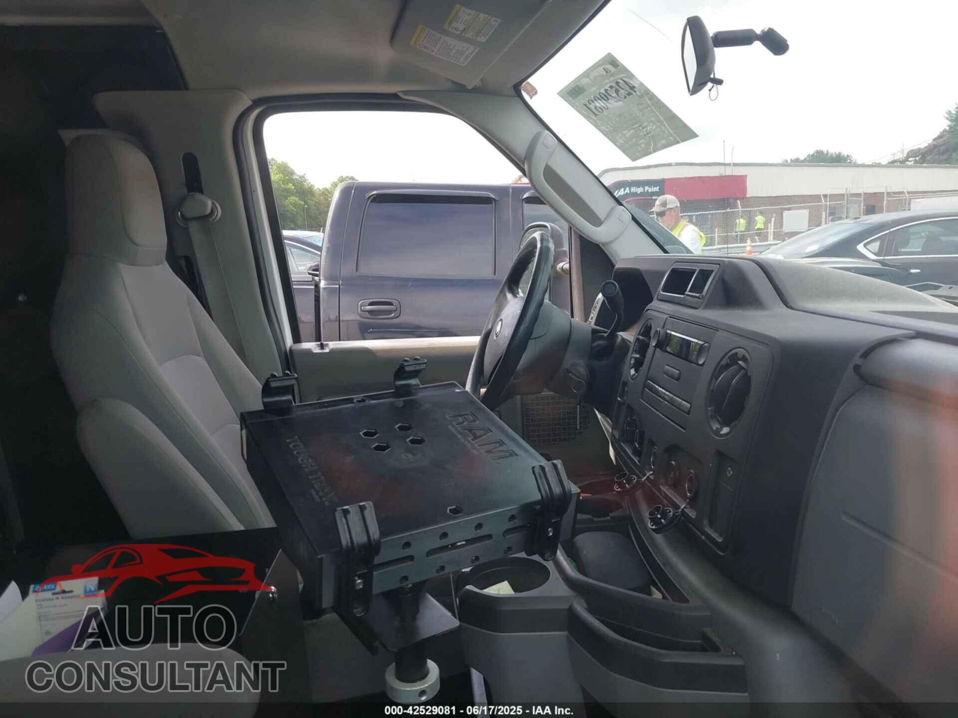 FORD E-150 2014 - 1FTNE1EW8EDA98589