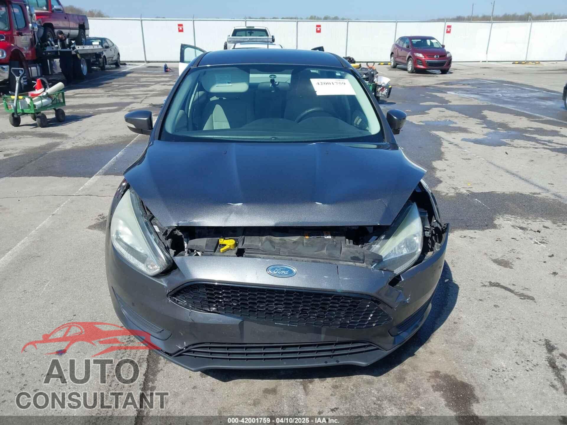 FORD FOCUS 2015 - 1FADP3F26FL218092