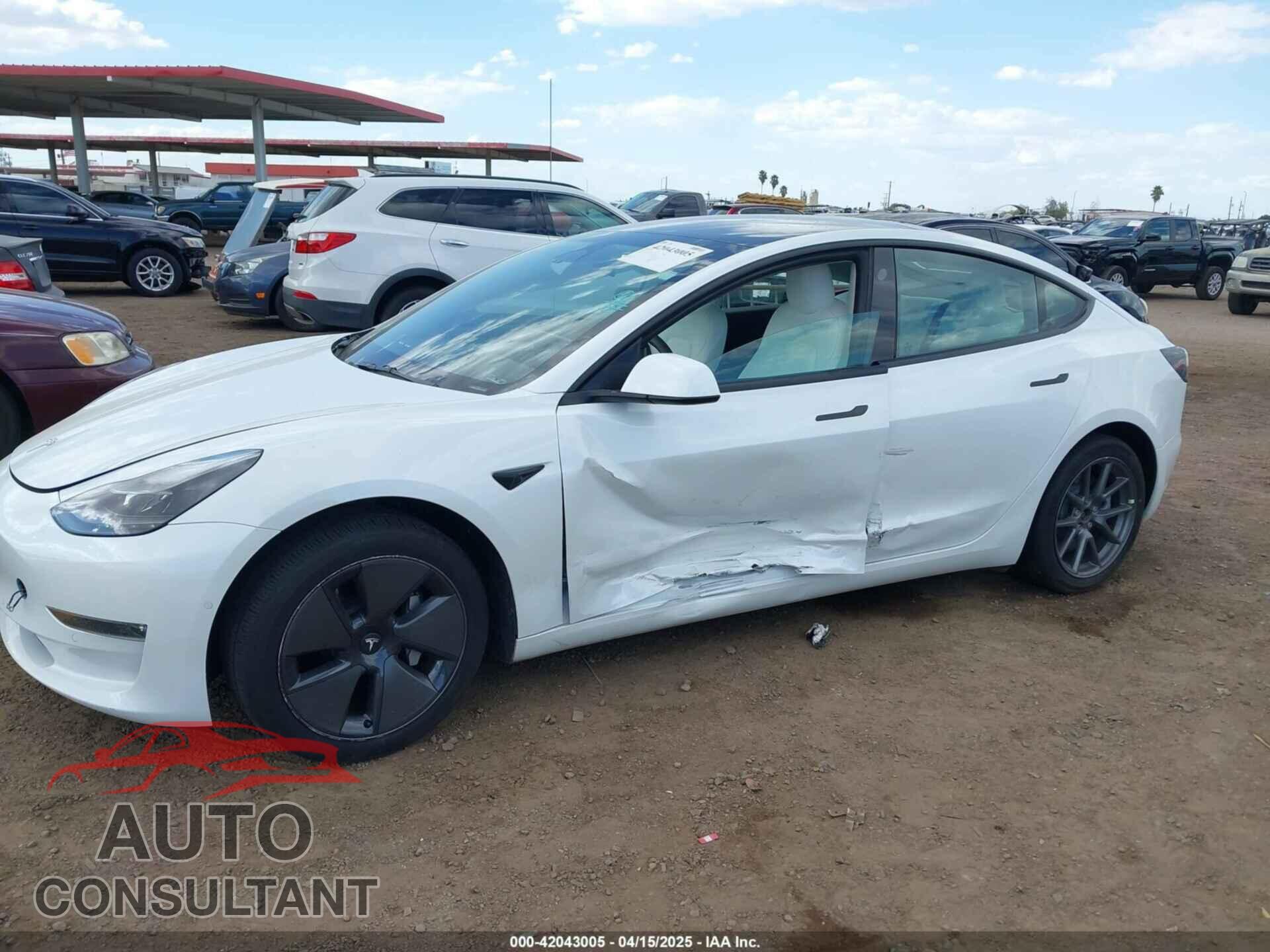 TESLA MODEL 3 2022 - 5YJ3E1EB8NF338947