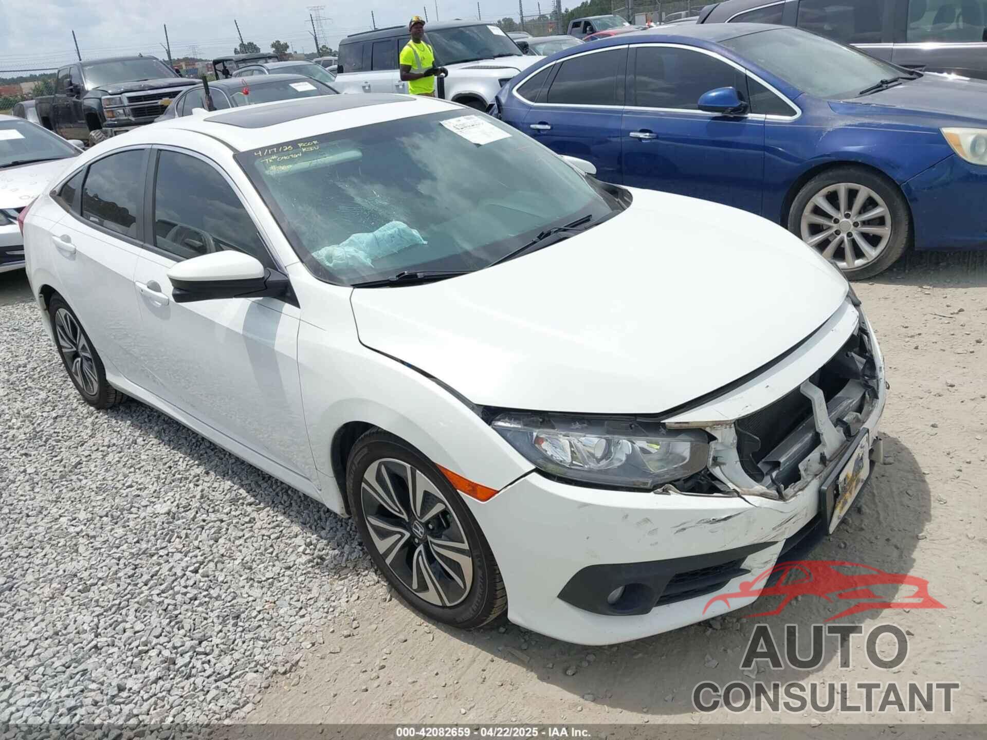 HONDA CIVIC 2018 - JHMFC1F36JX012072