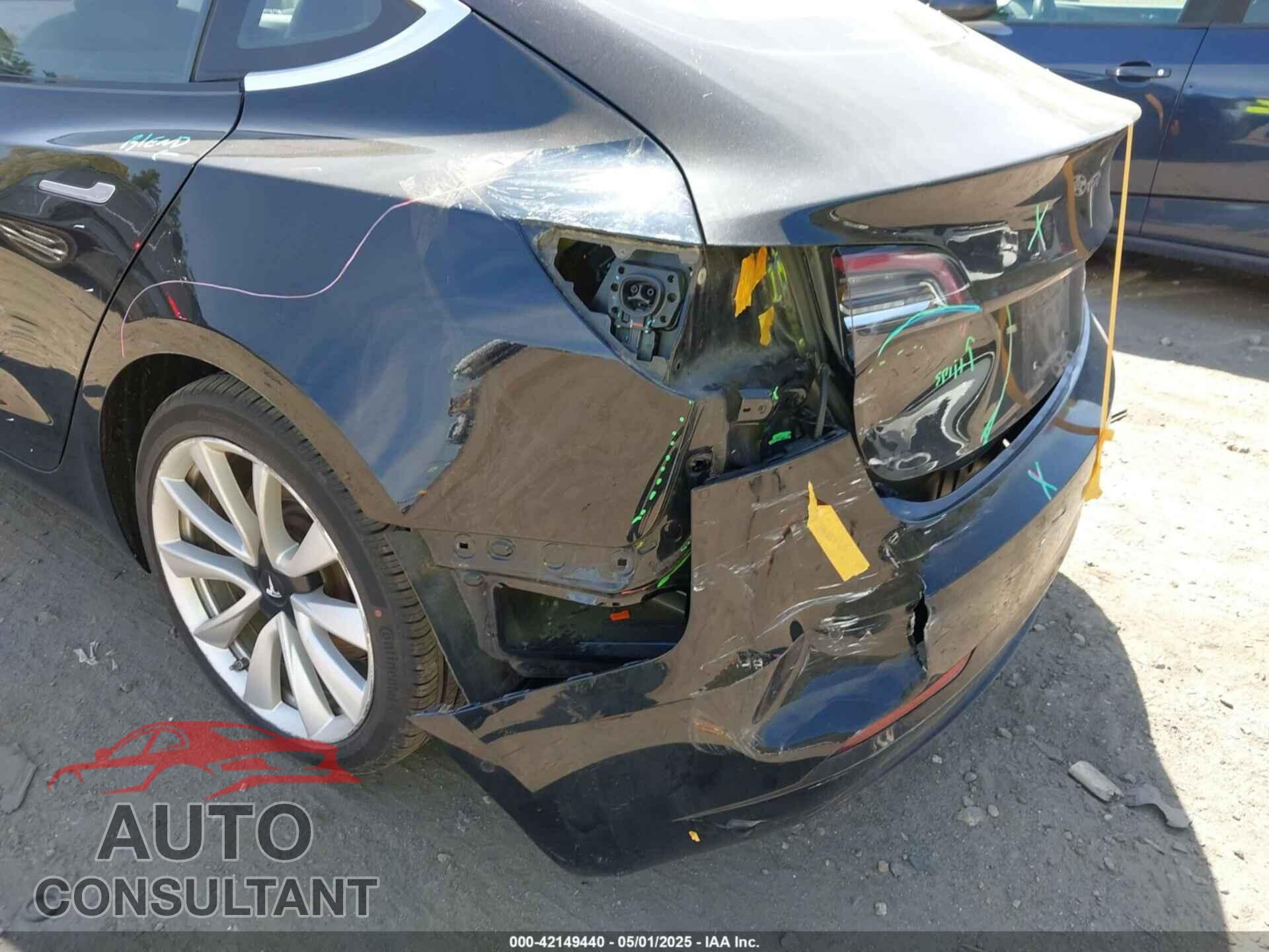 TESLA MODEL 3 2018 - 5YJ3E1EB6JF086612