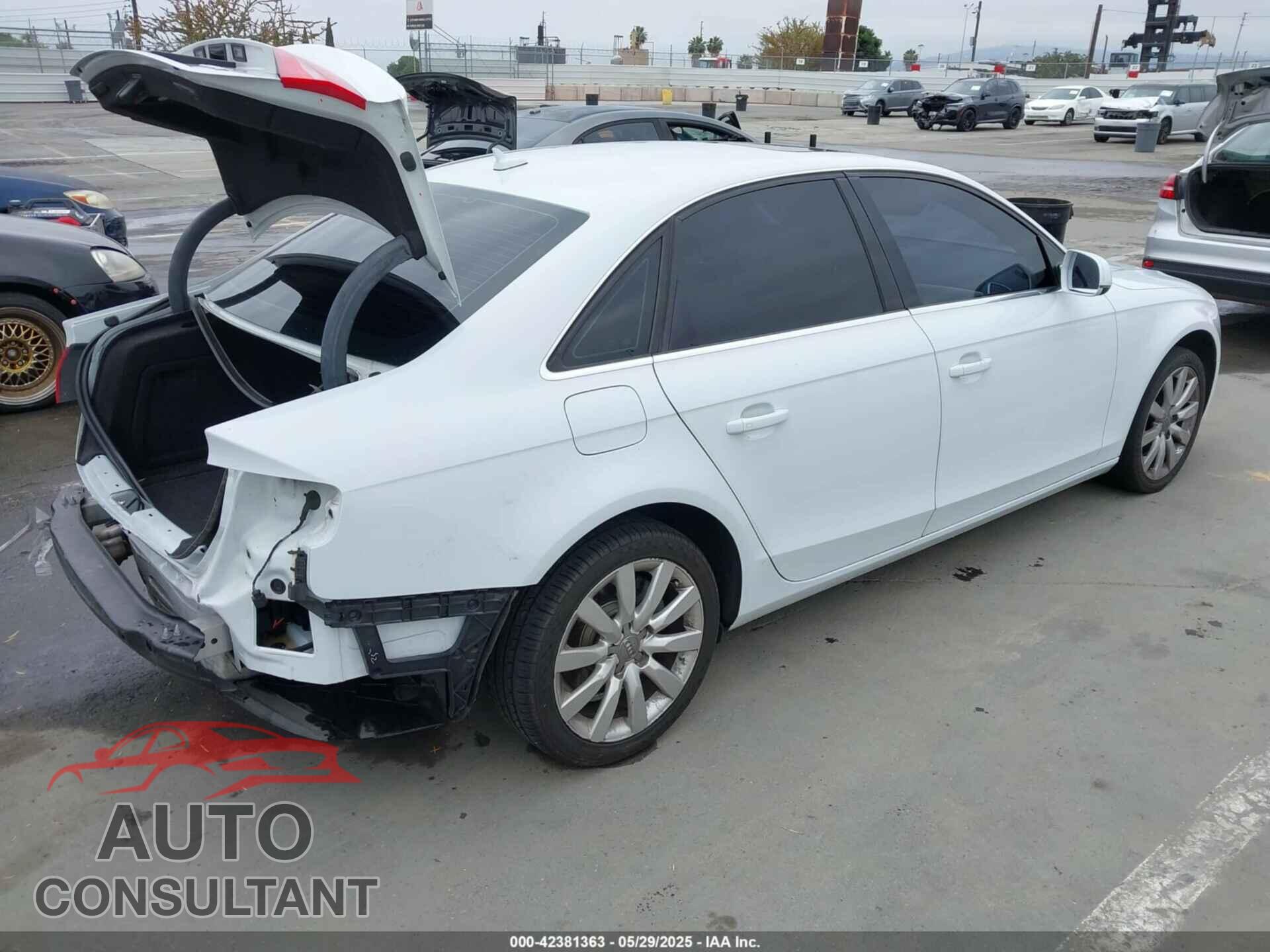 AUDI A4 2013 - WAUAFAFL3DN037267
